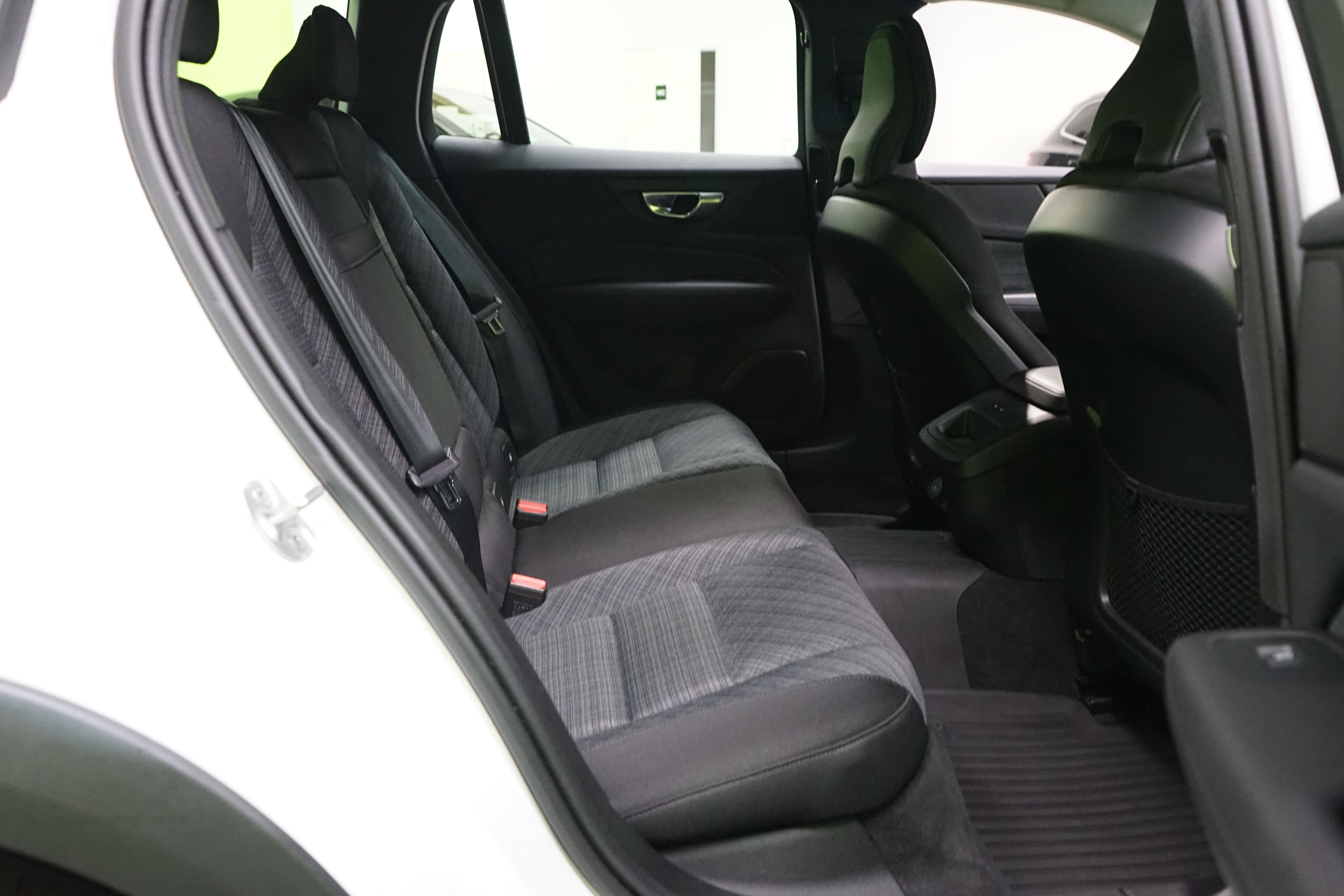 Volvo V60 Cross Country 2022