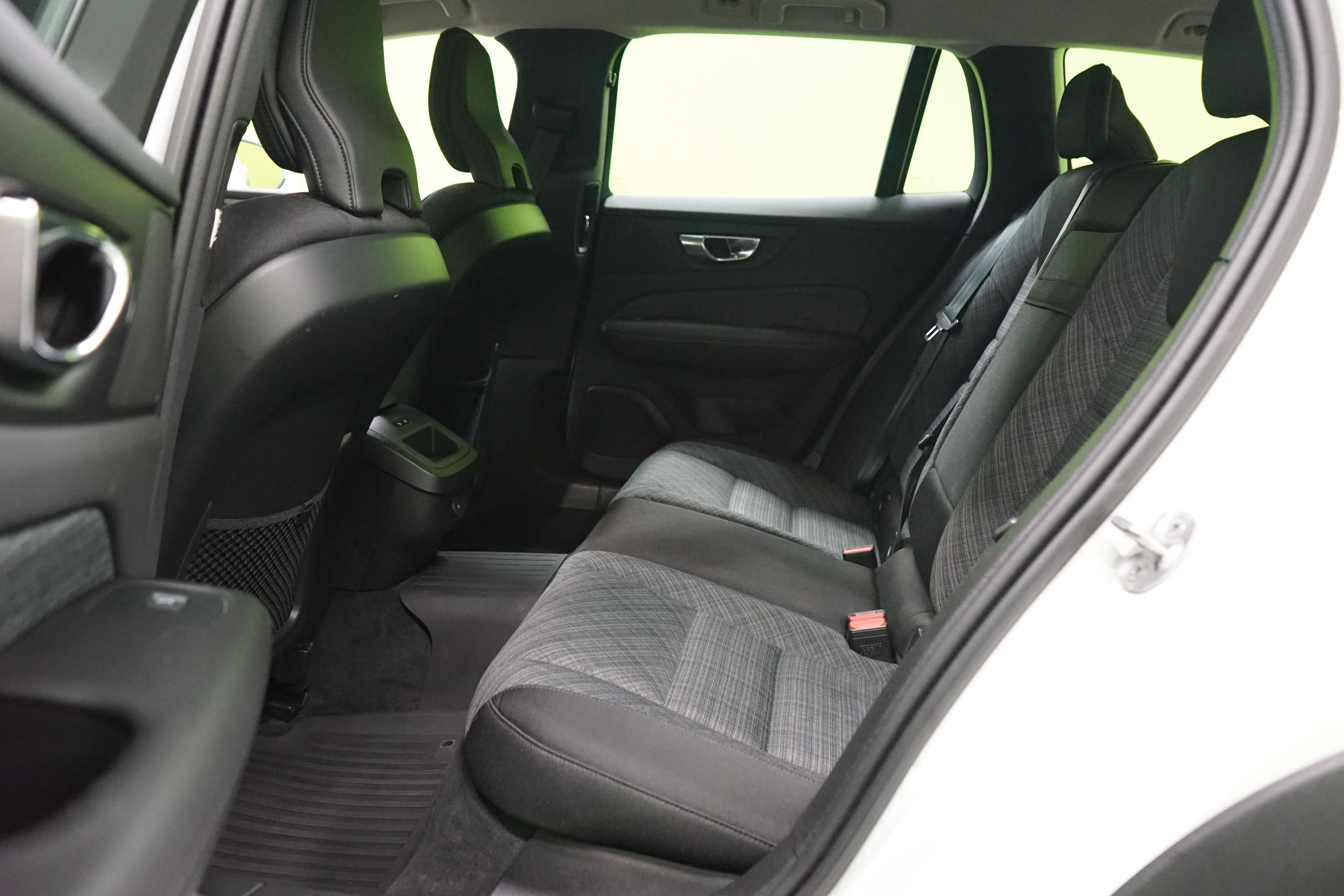 Volvo V60 Cross Country 2022