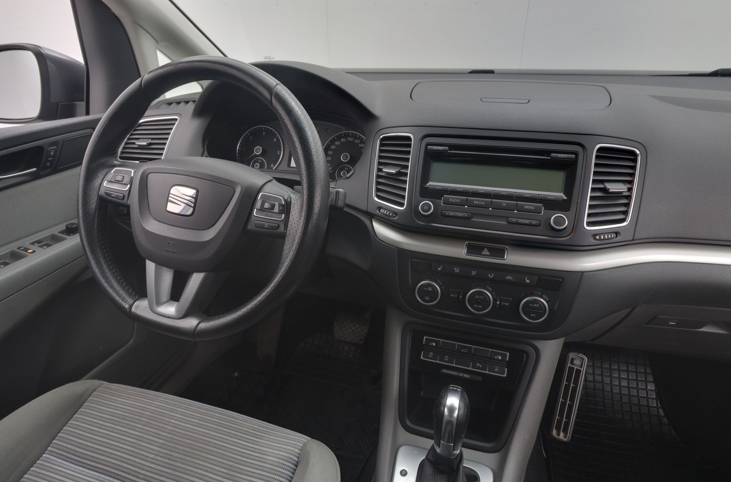 Seat Alhambra 2013