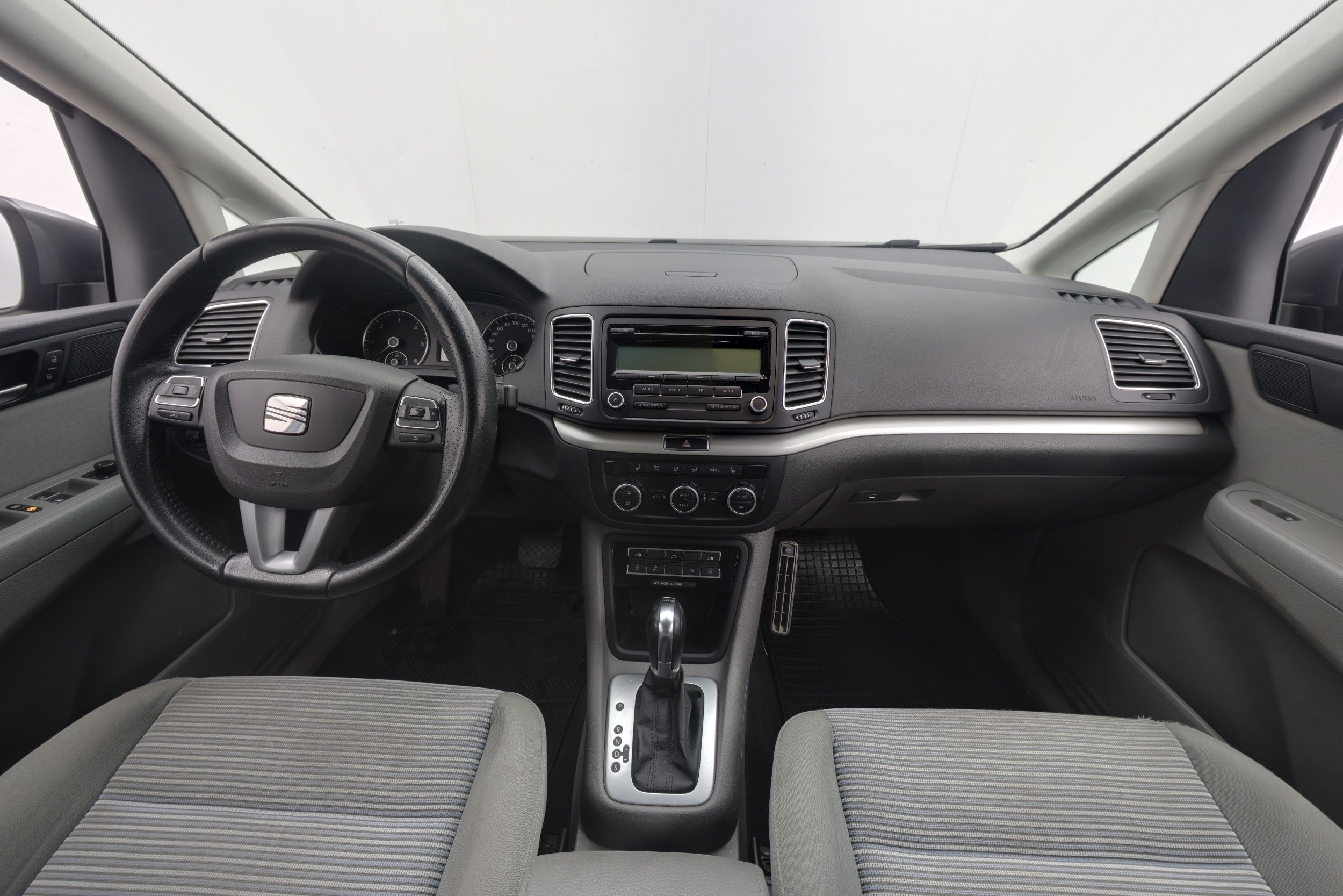 Seat Alhambra 2013