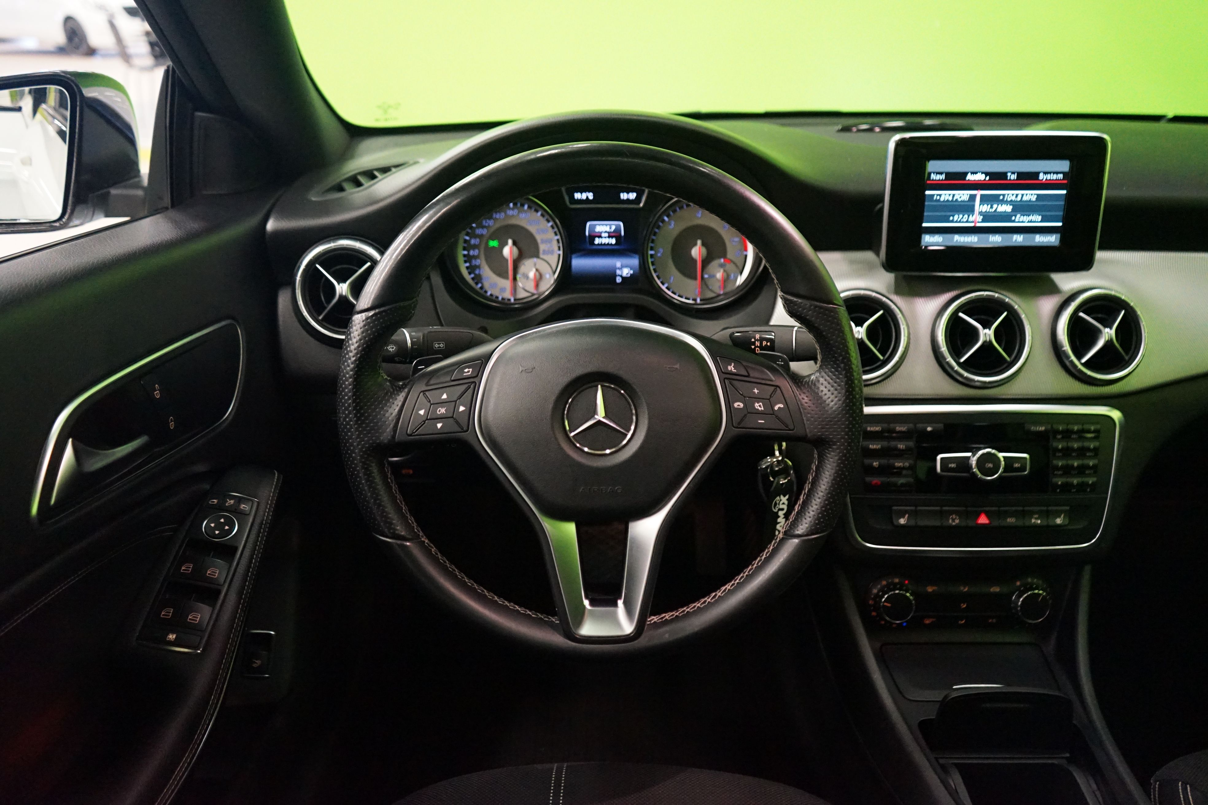 Mercedes-Benz CLA 2013