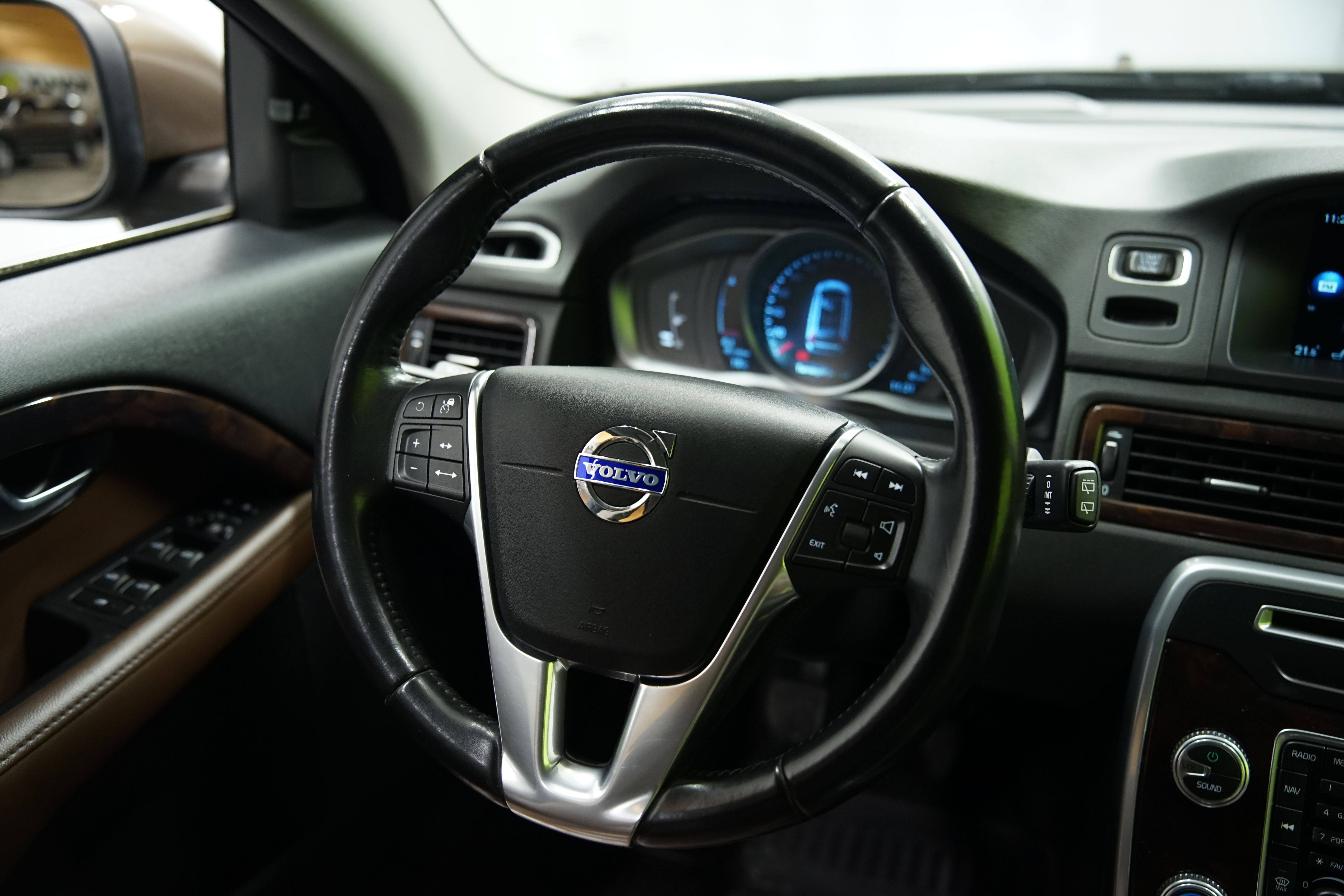 Volvo XC70 2015