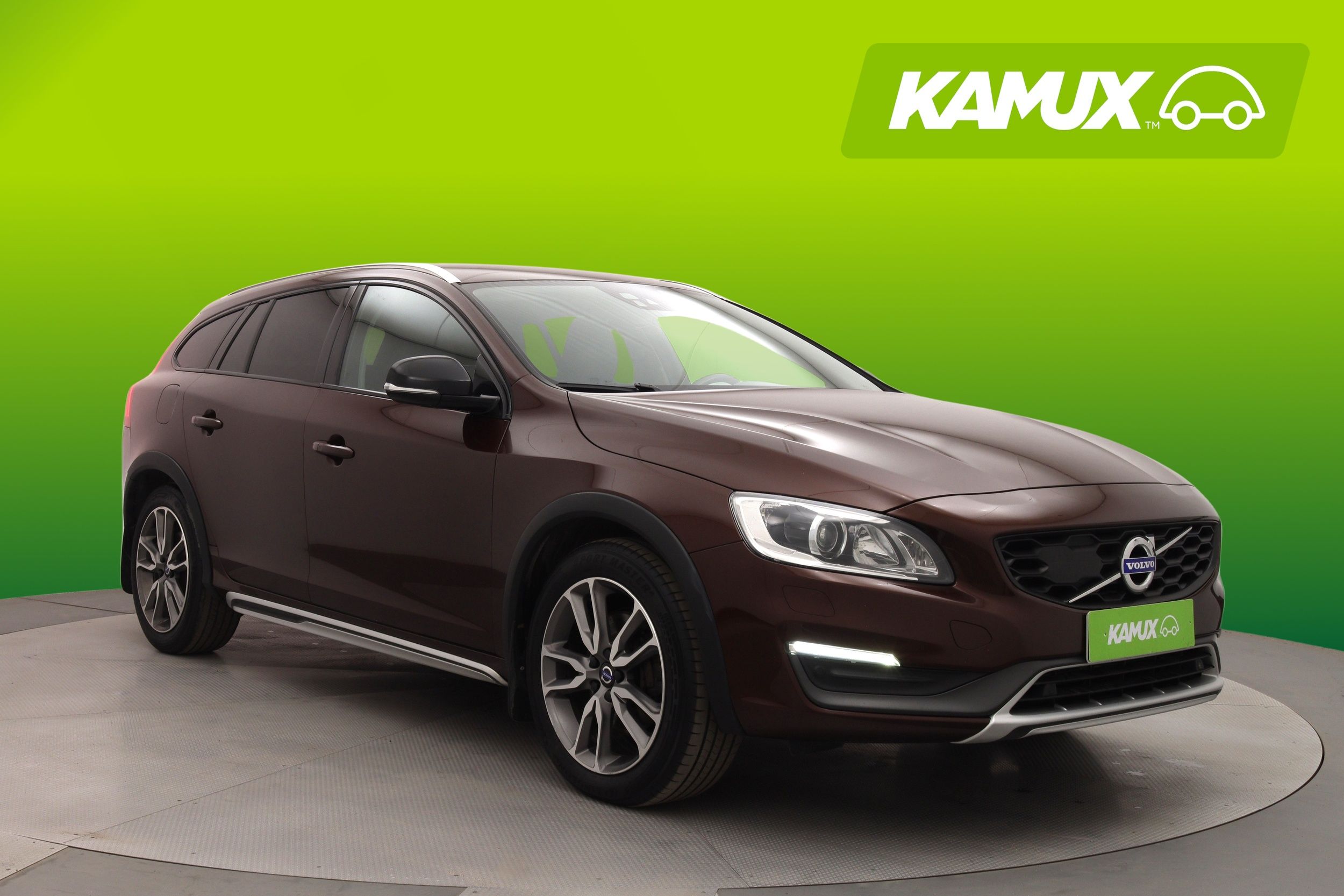 Volvo V60 Cross Country 2015