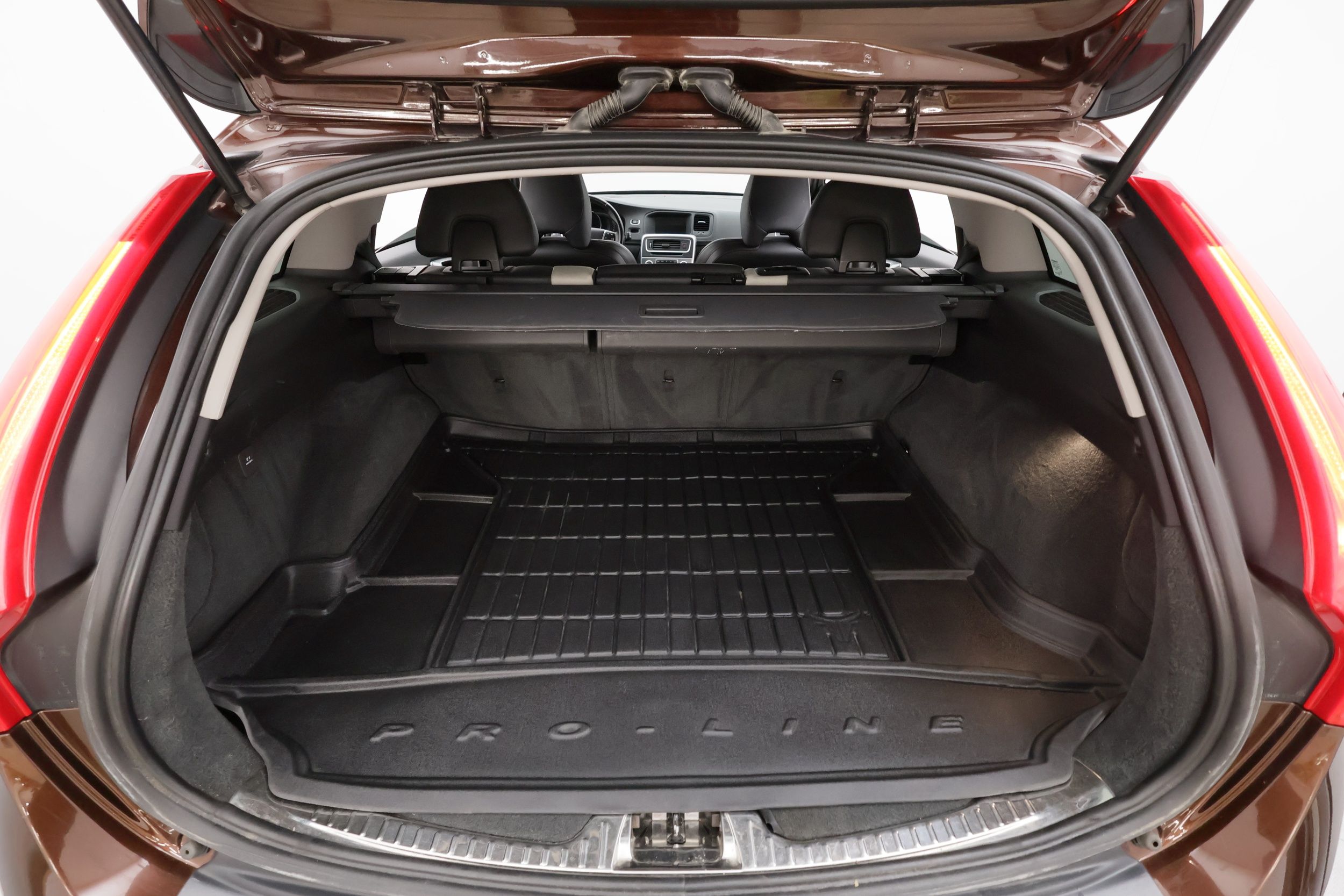 Volvo V60 Cross Country 2015