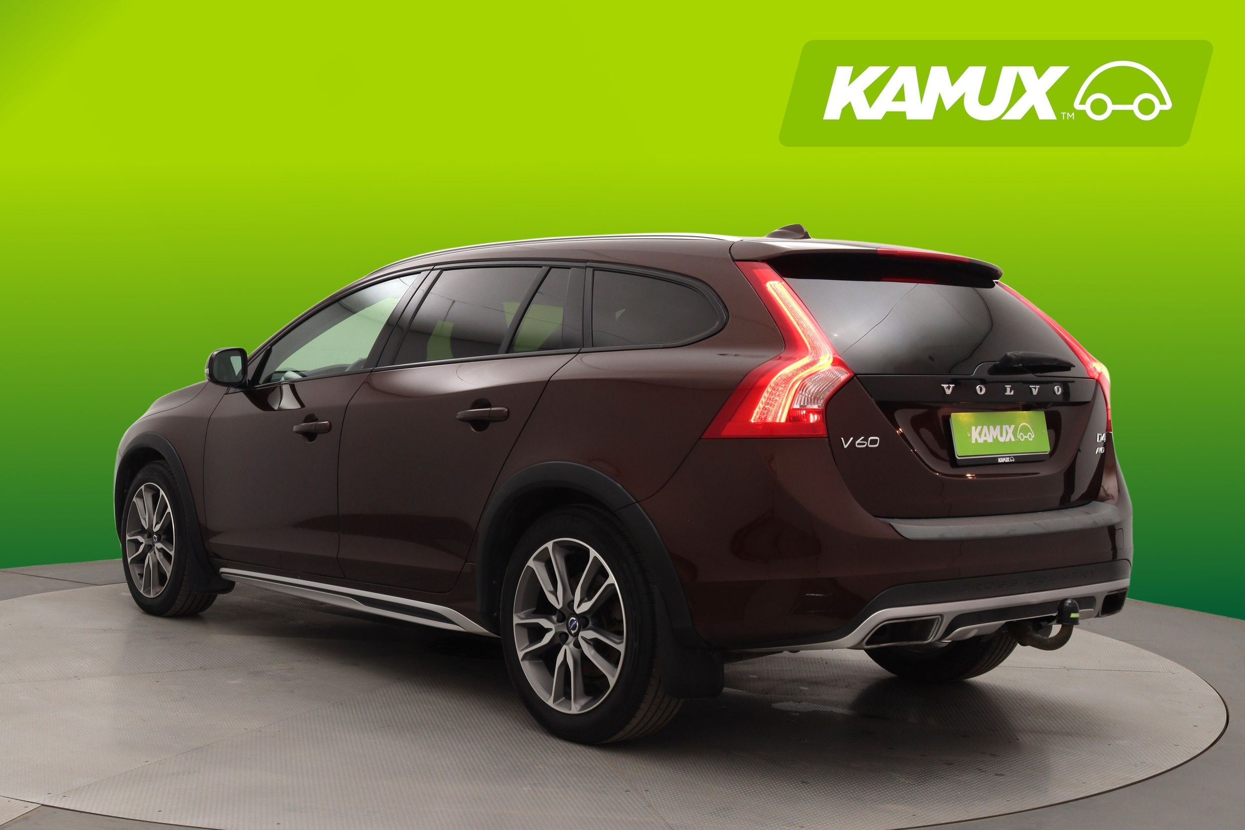 Volvo V60 Cross Country 2015