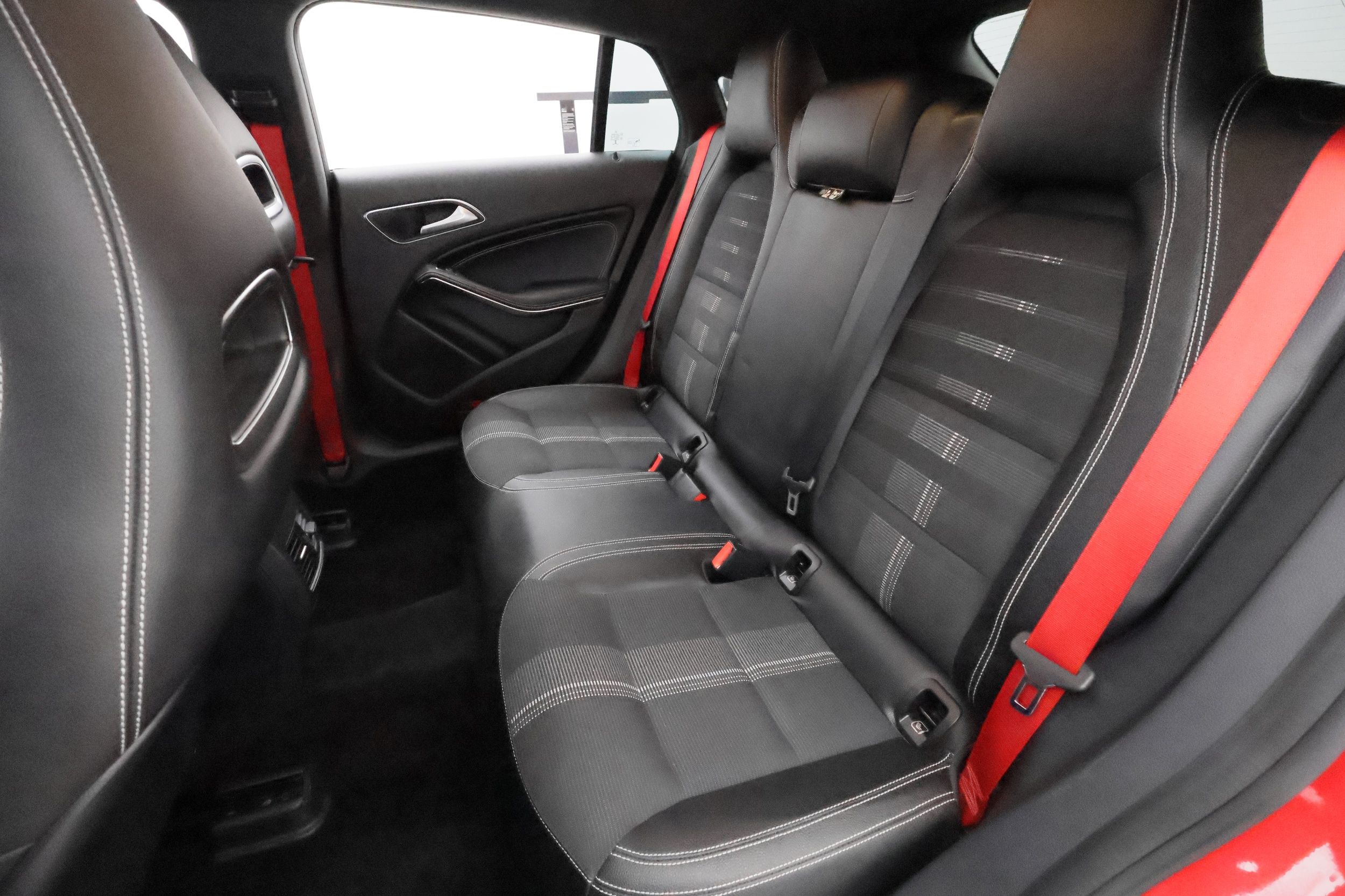 Mercedes-Benz CLA 2017