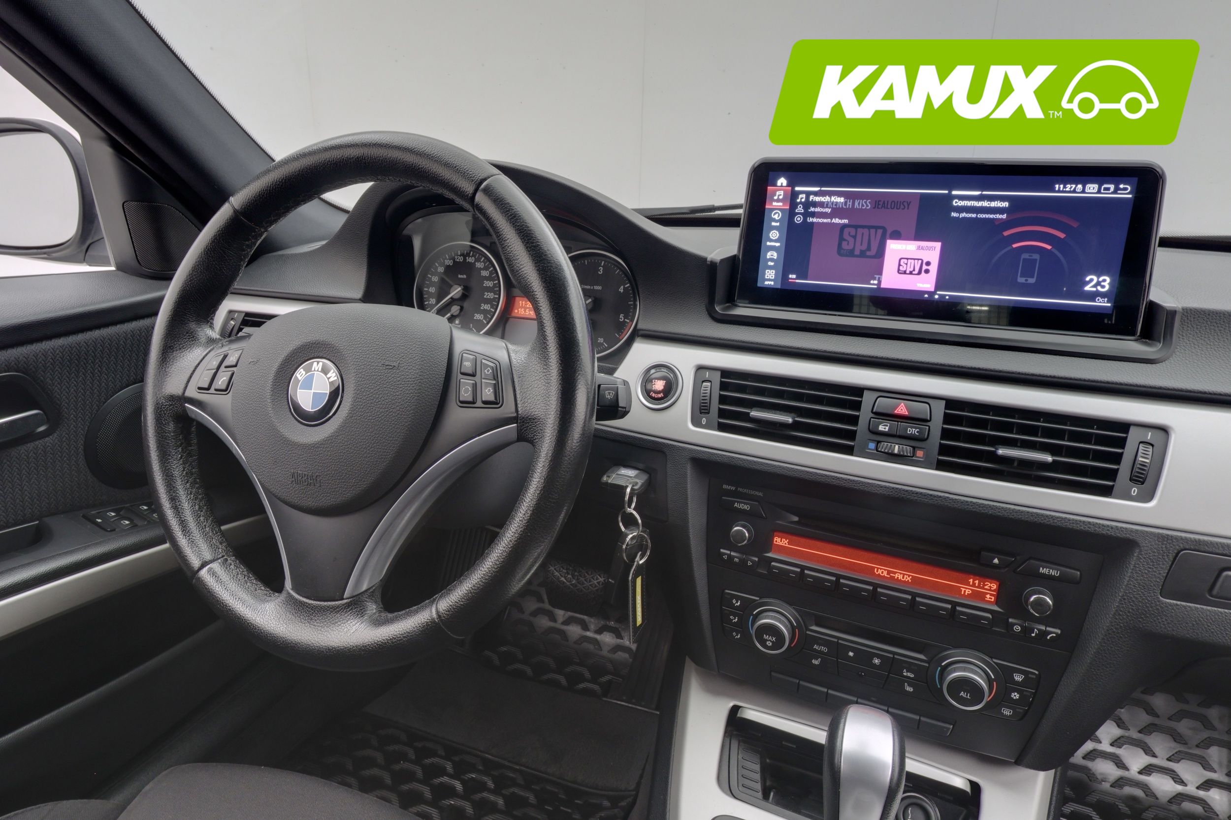 BMW 330 2010