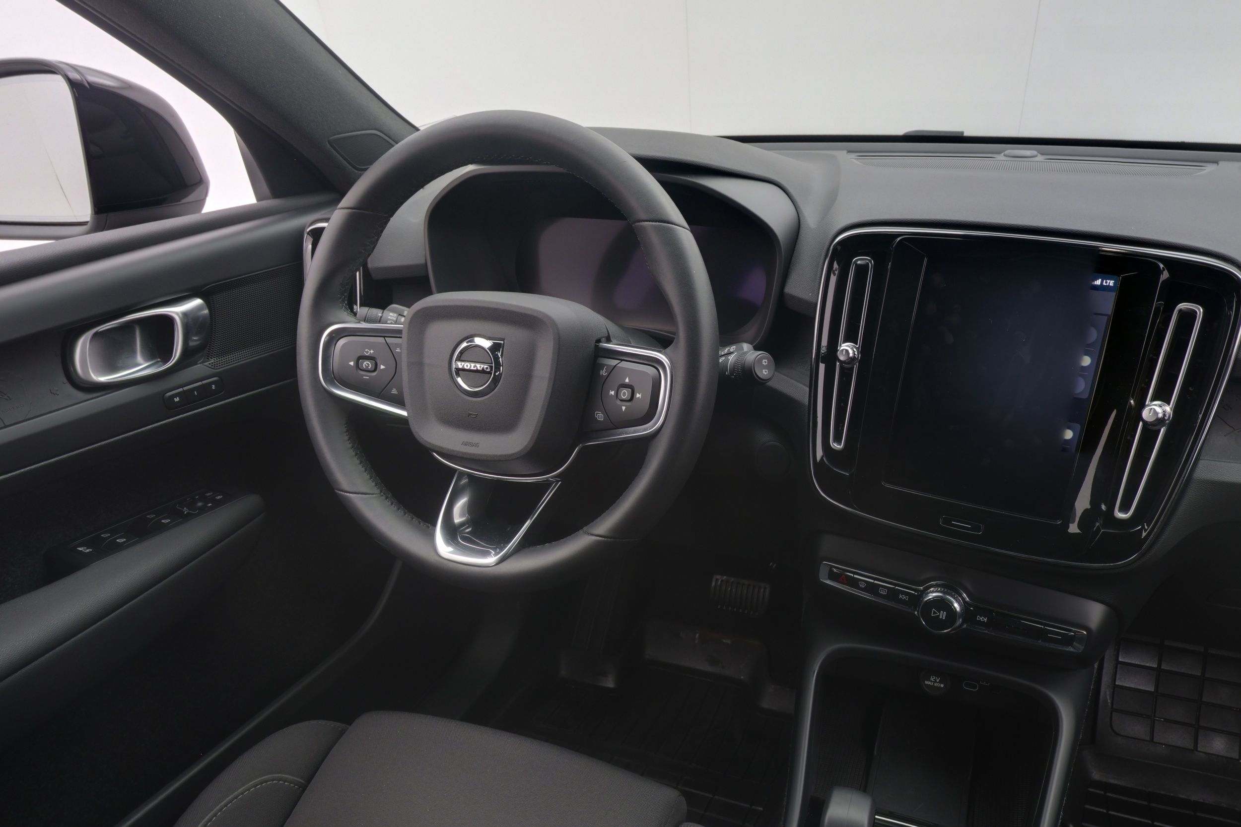 Volvo XC40 2023