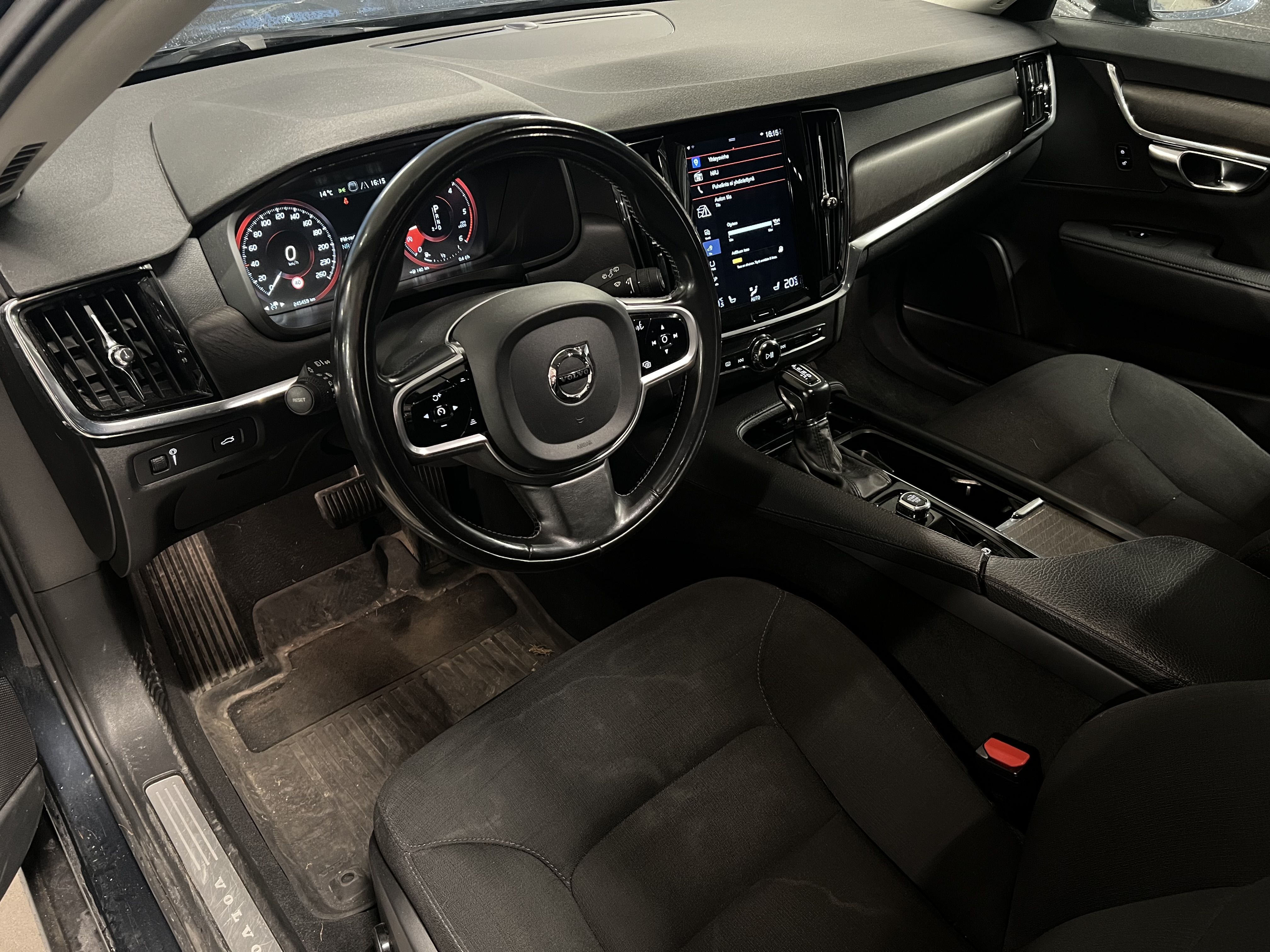 Volvo V90 Cross Country 2019