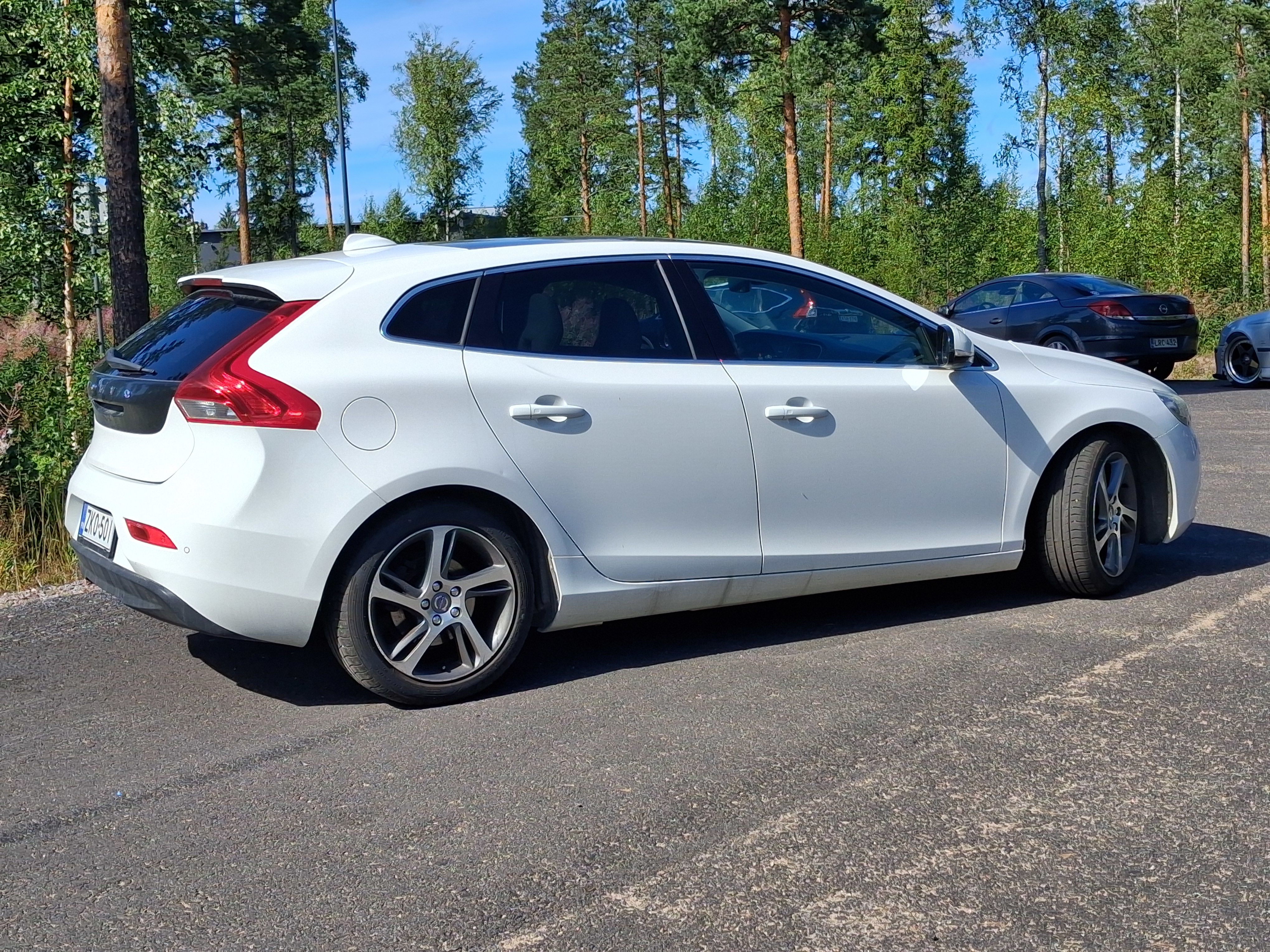 Volvo V40 2015
