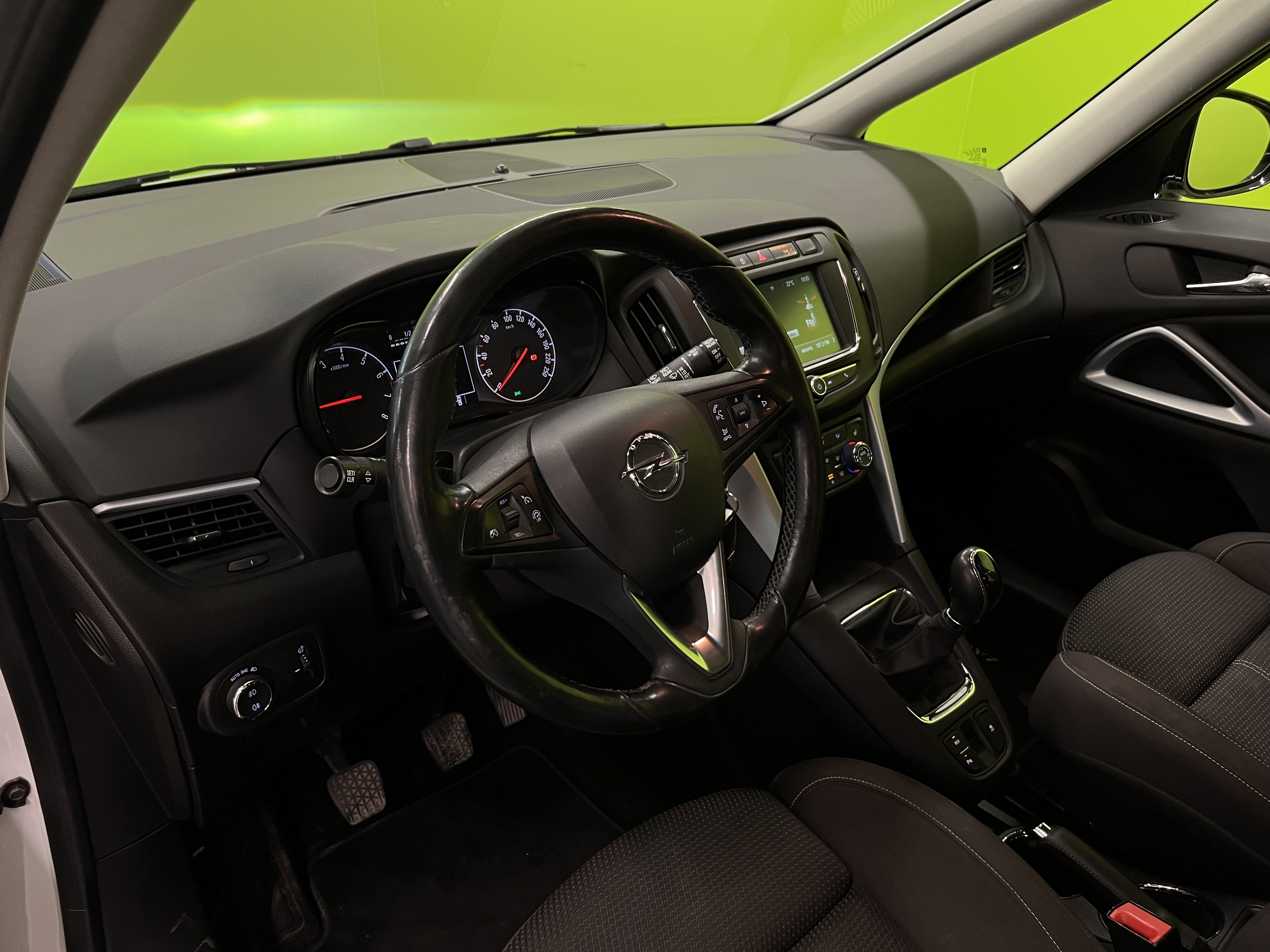 Opel Zafira 2017