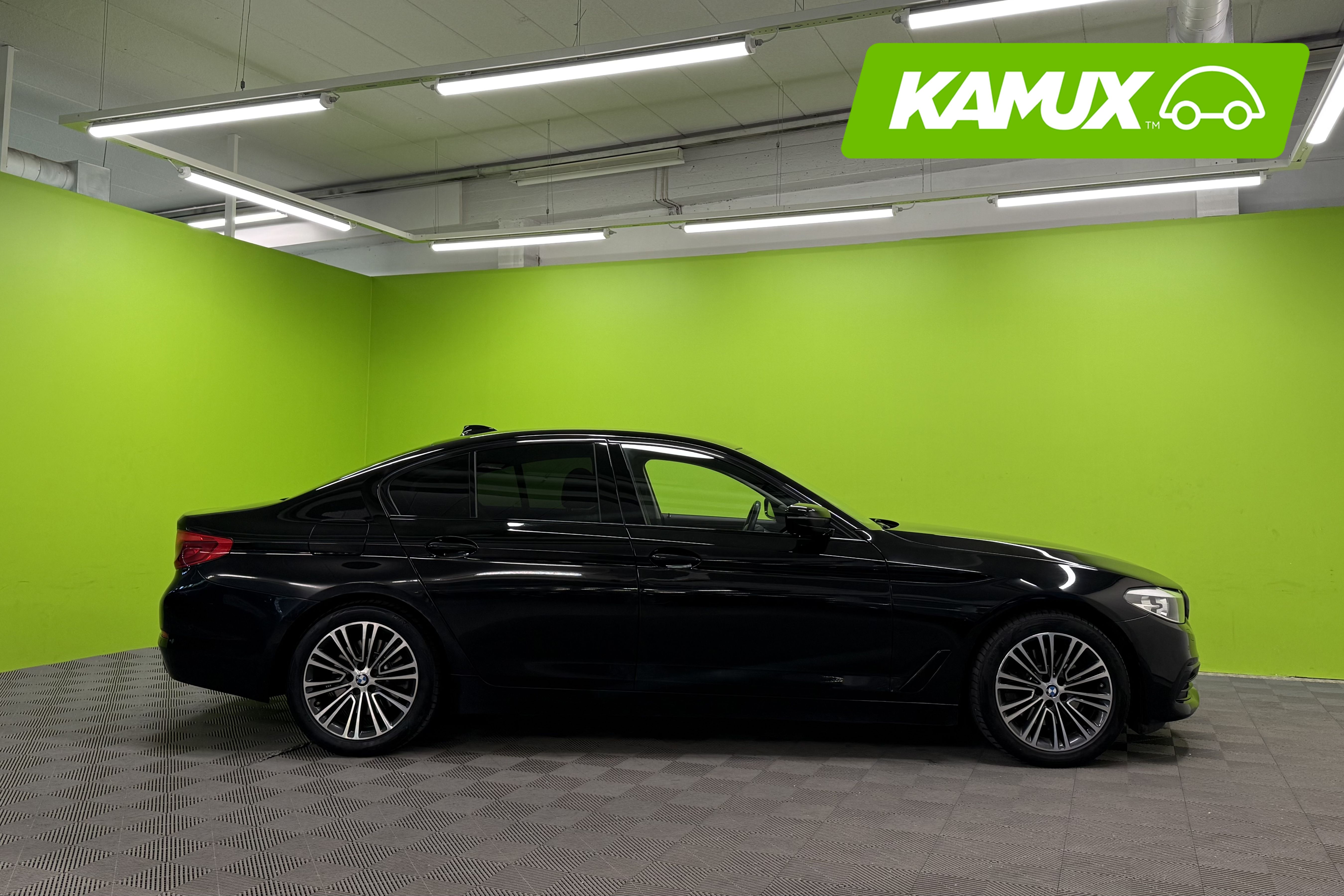 BMW 518 2019