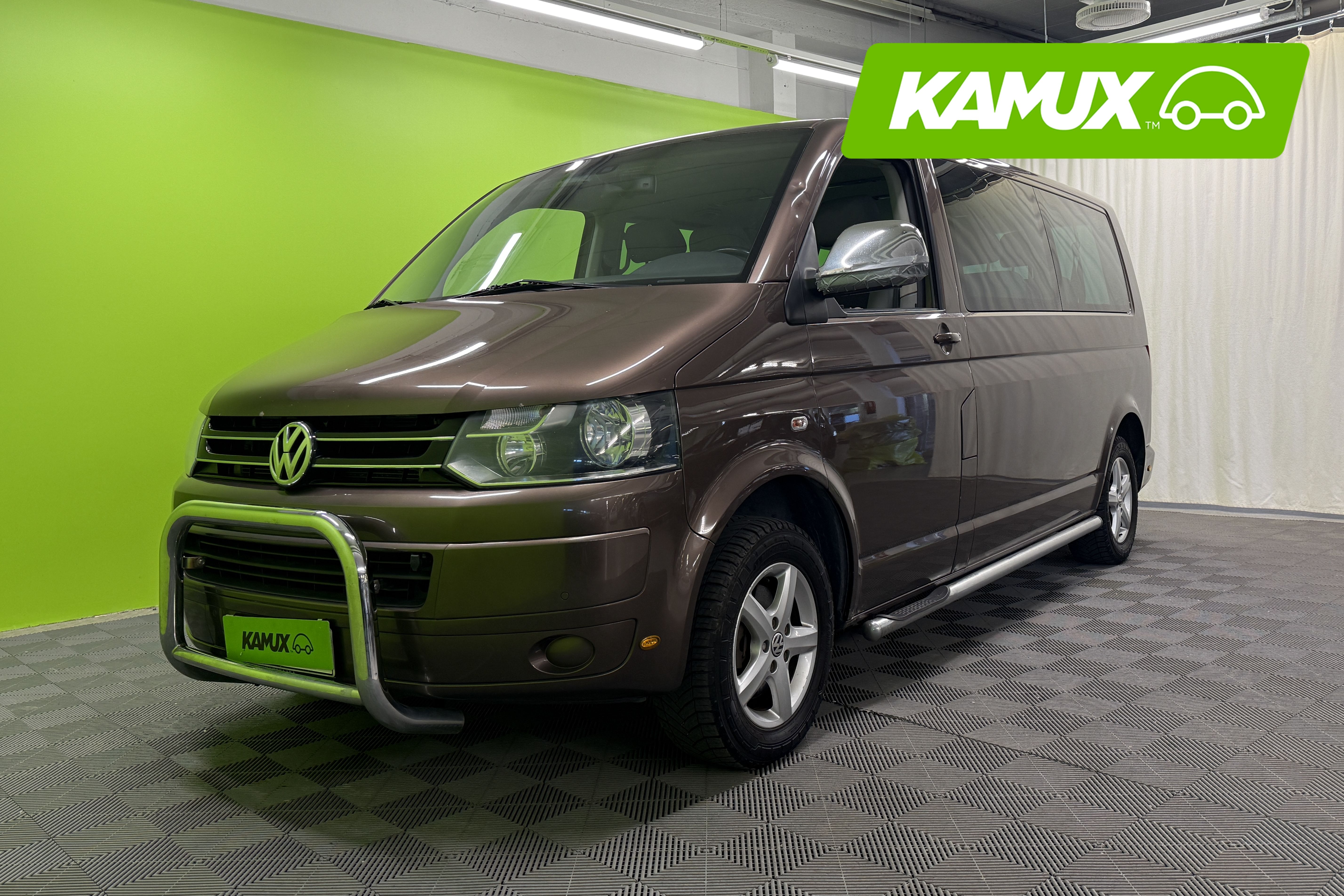 Volkswagen Caravelle 2011