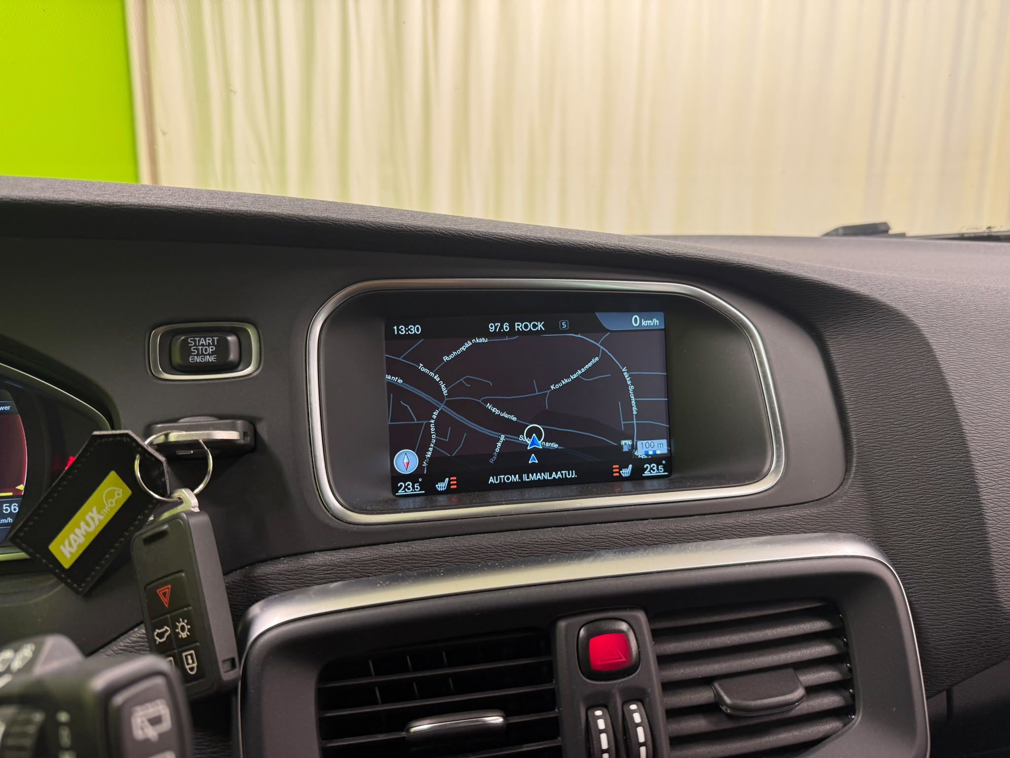 Volvo V40 2015
