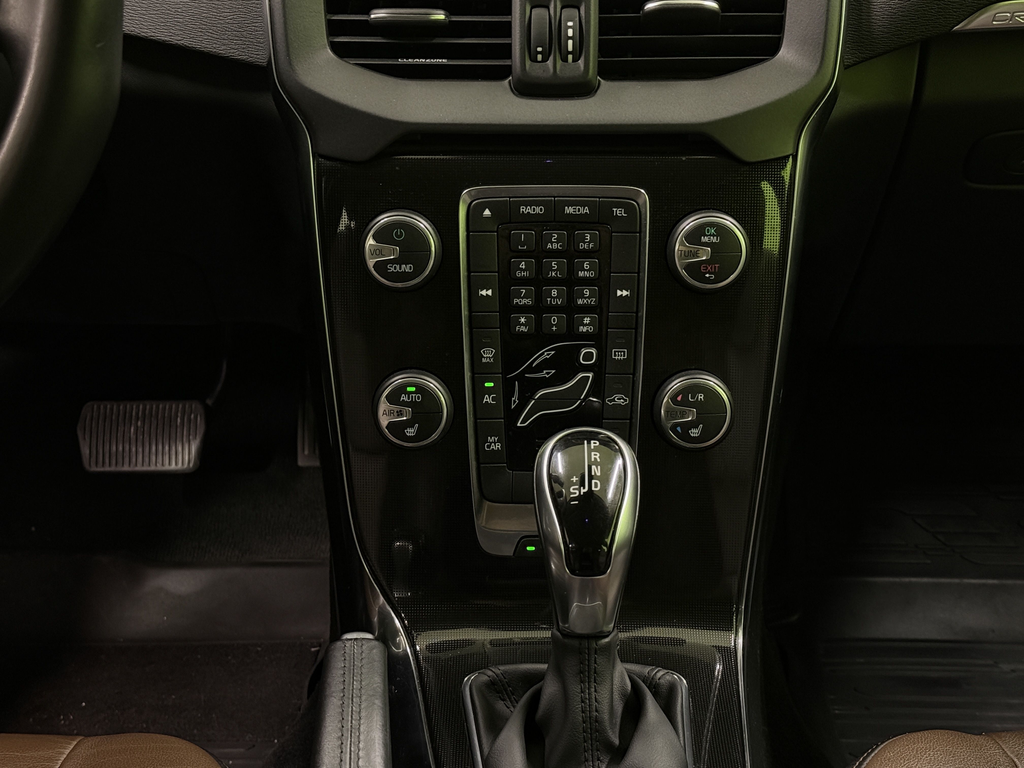 Volvo V40 Cross Country 2017