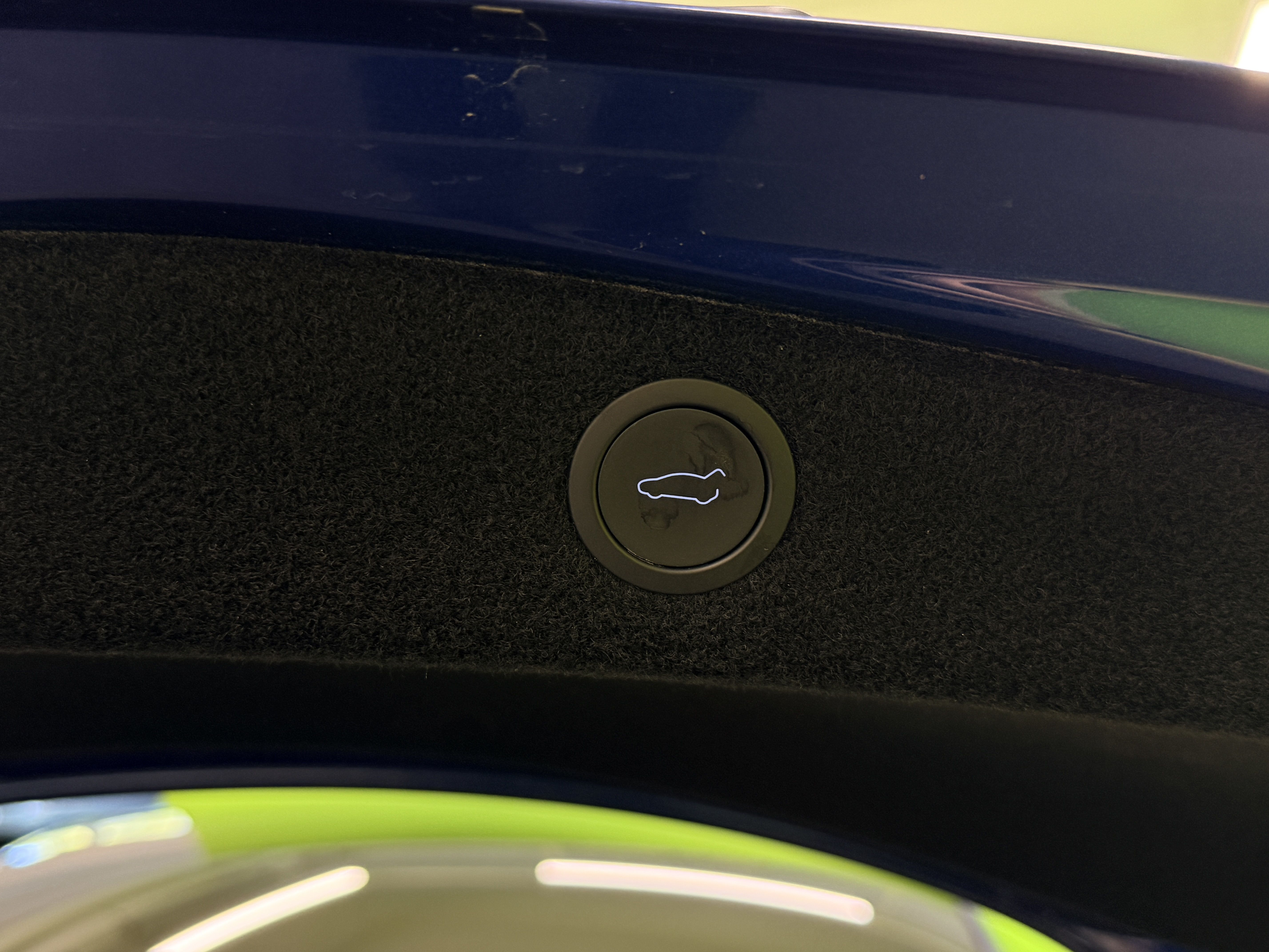 Tesla Model 3 2025
