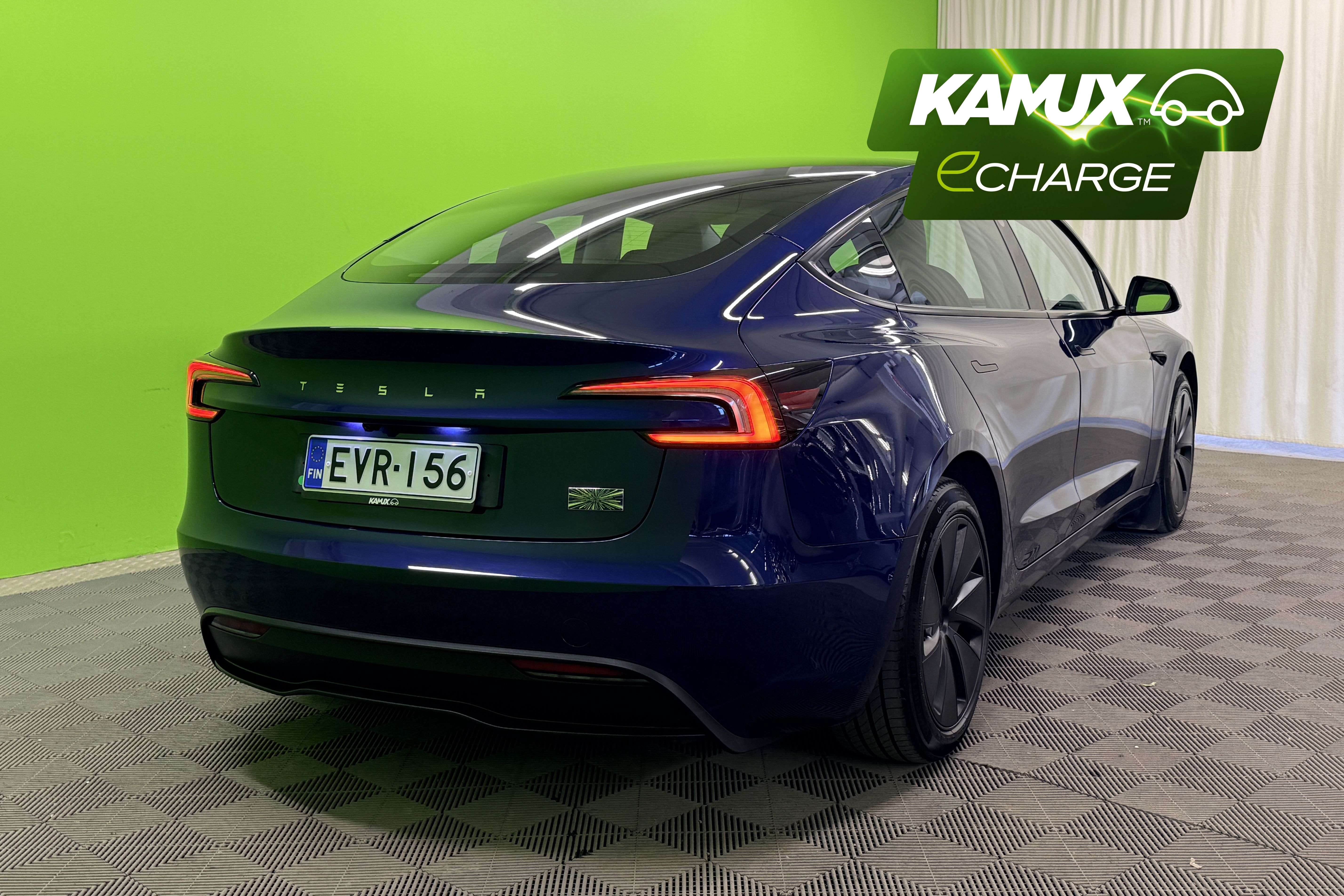 Tesla Model 3 2025