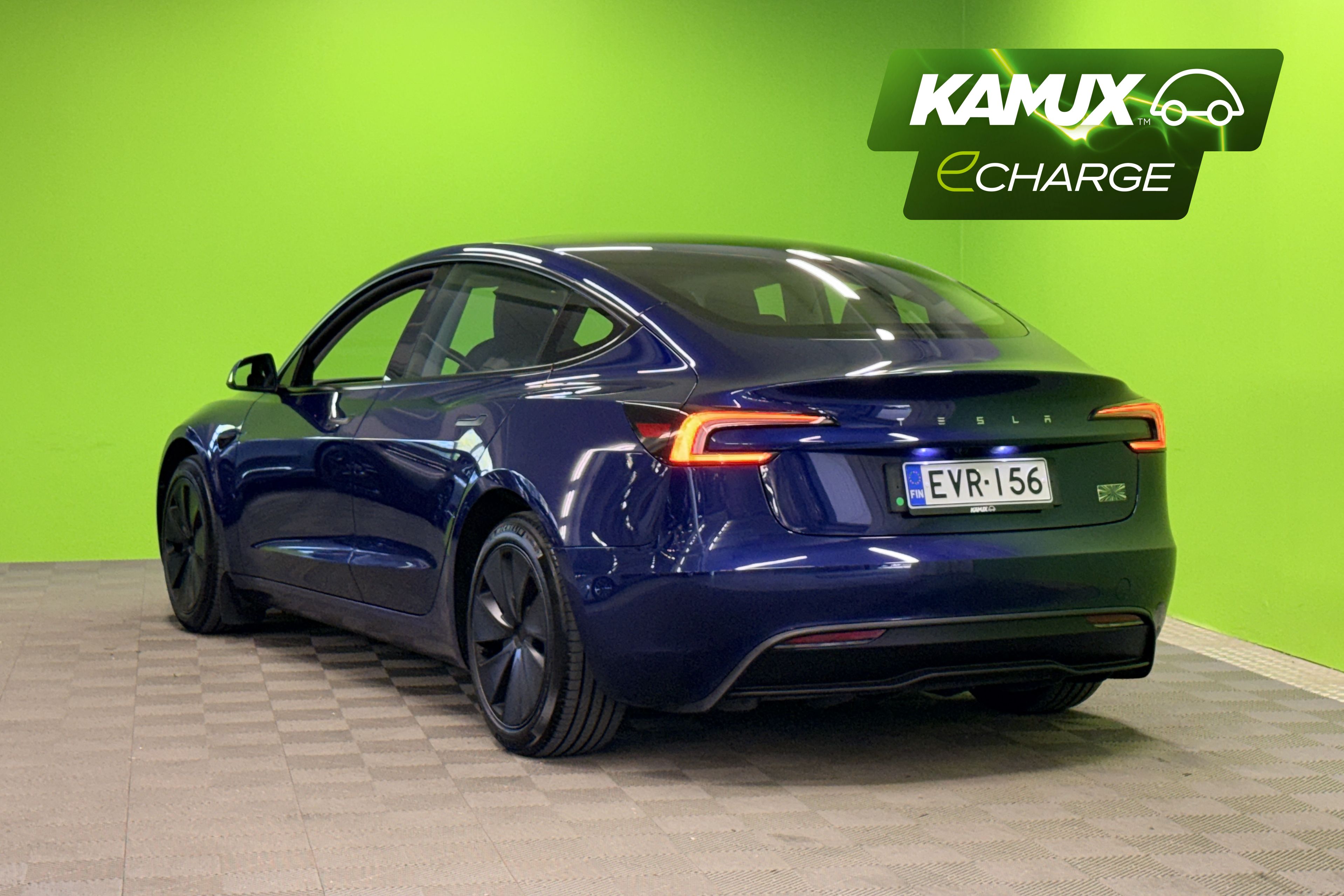 Tesla Model 3 2025