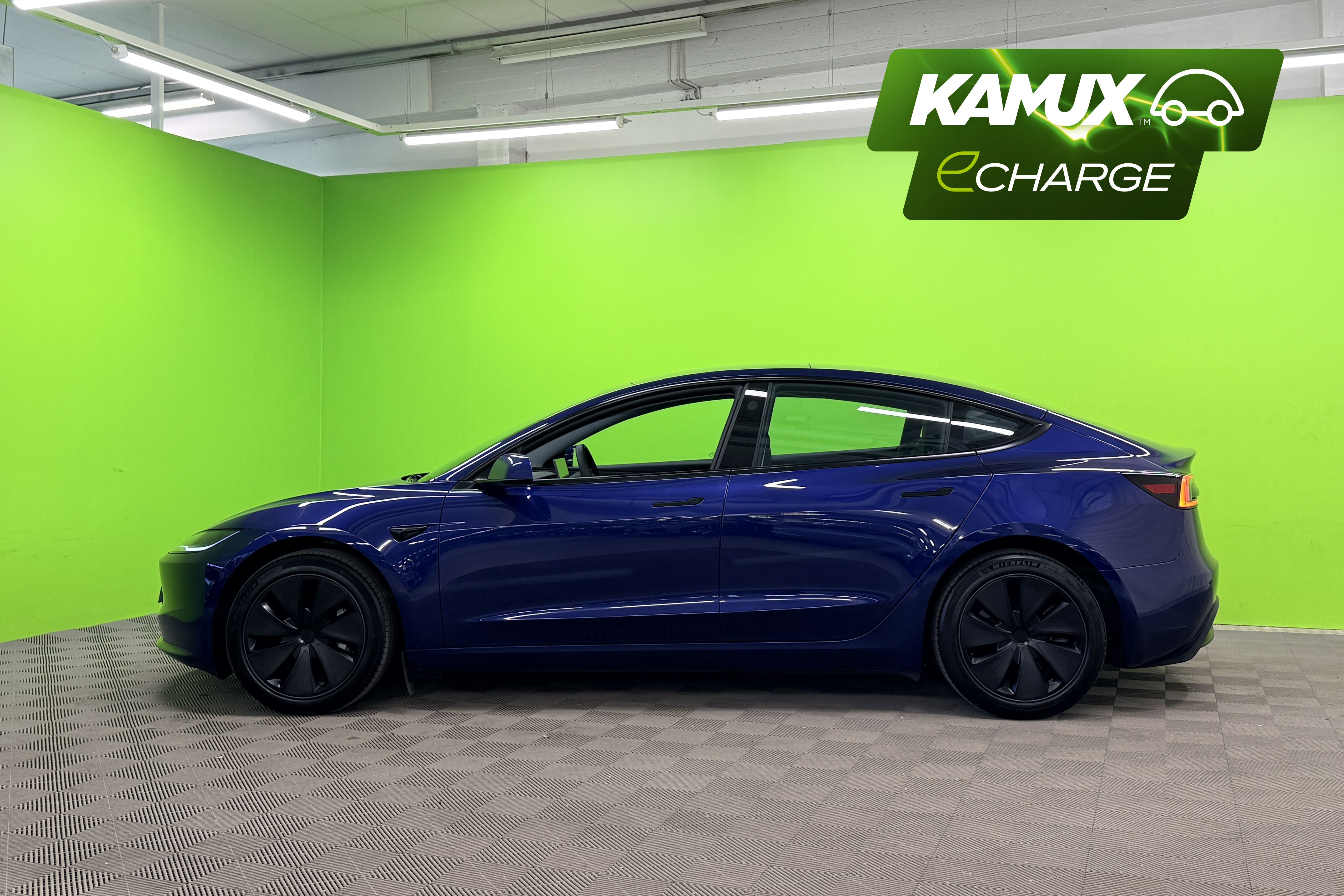 Tesla Model 3 2025