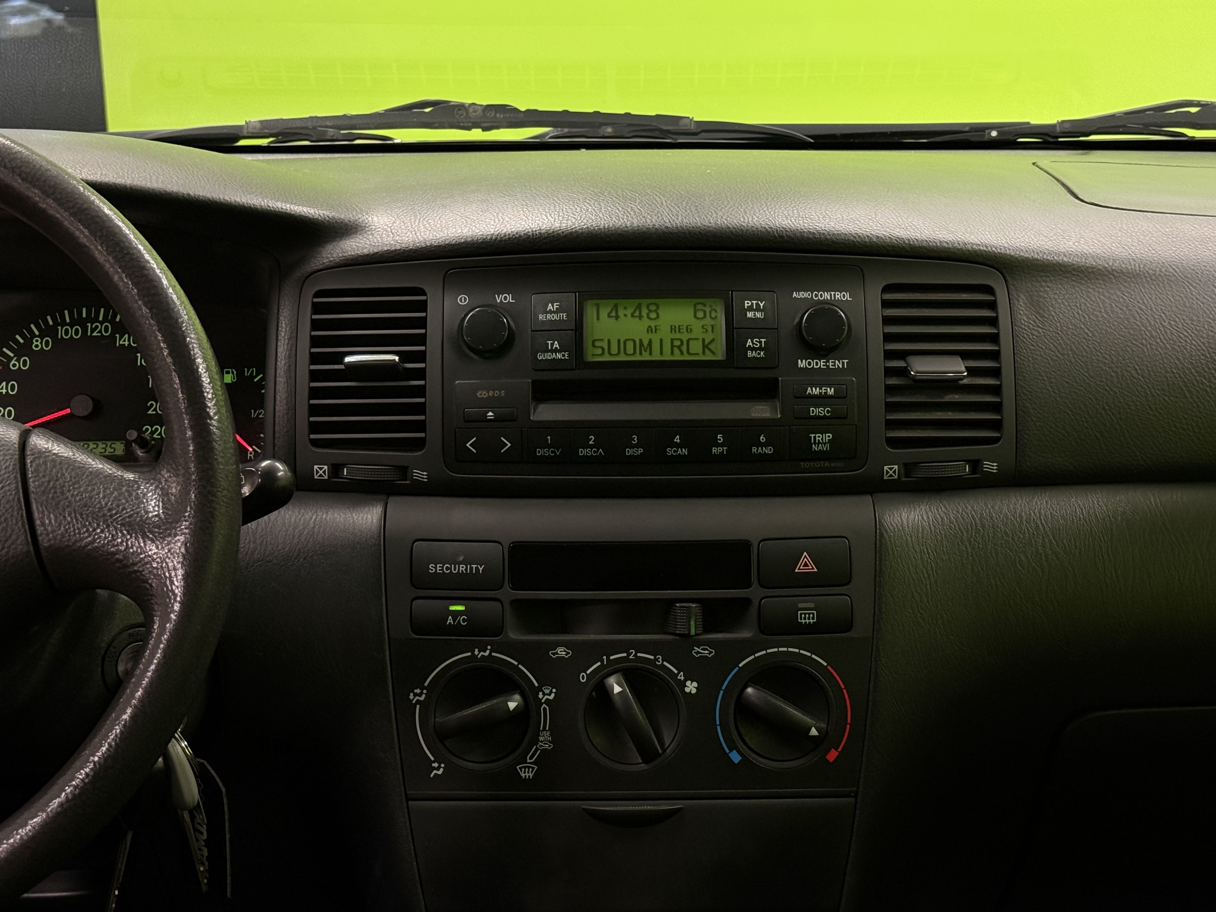 Toyota Corolla 2004