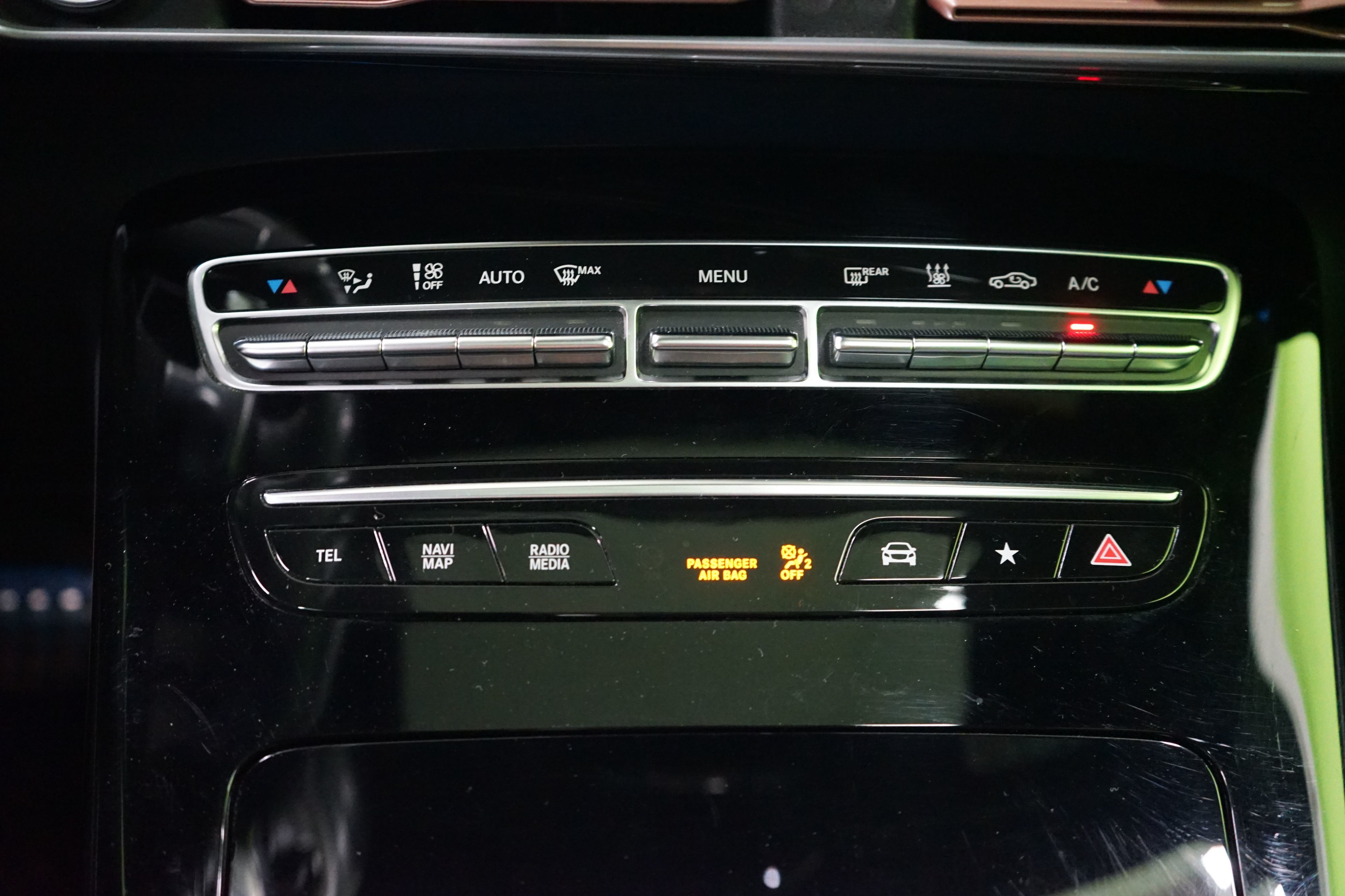 Mercedes-Benz EQC 2021