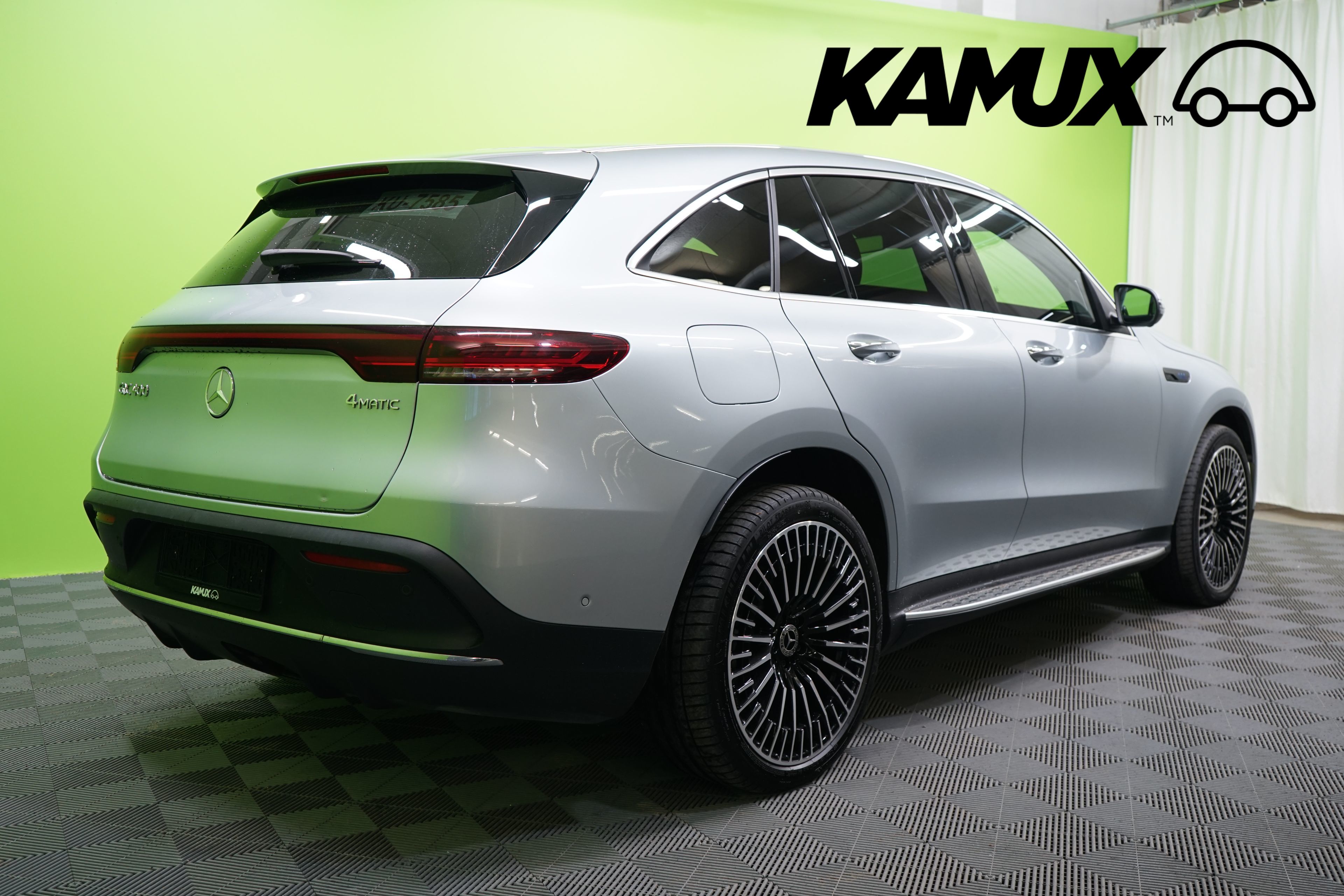 Mercedes-Benz EQC 2021