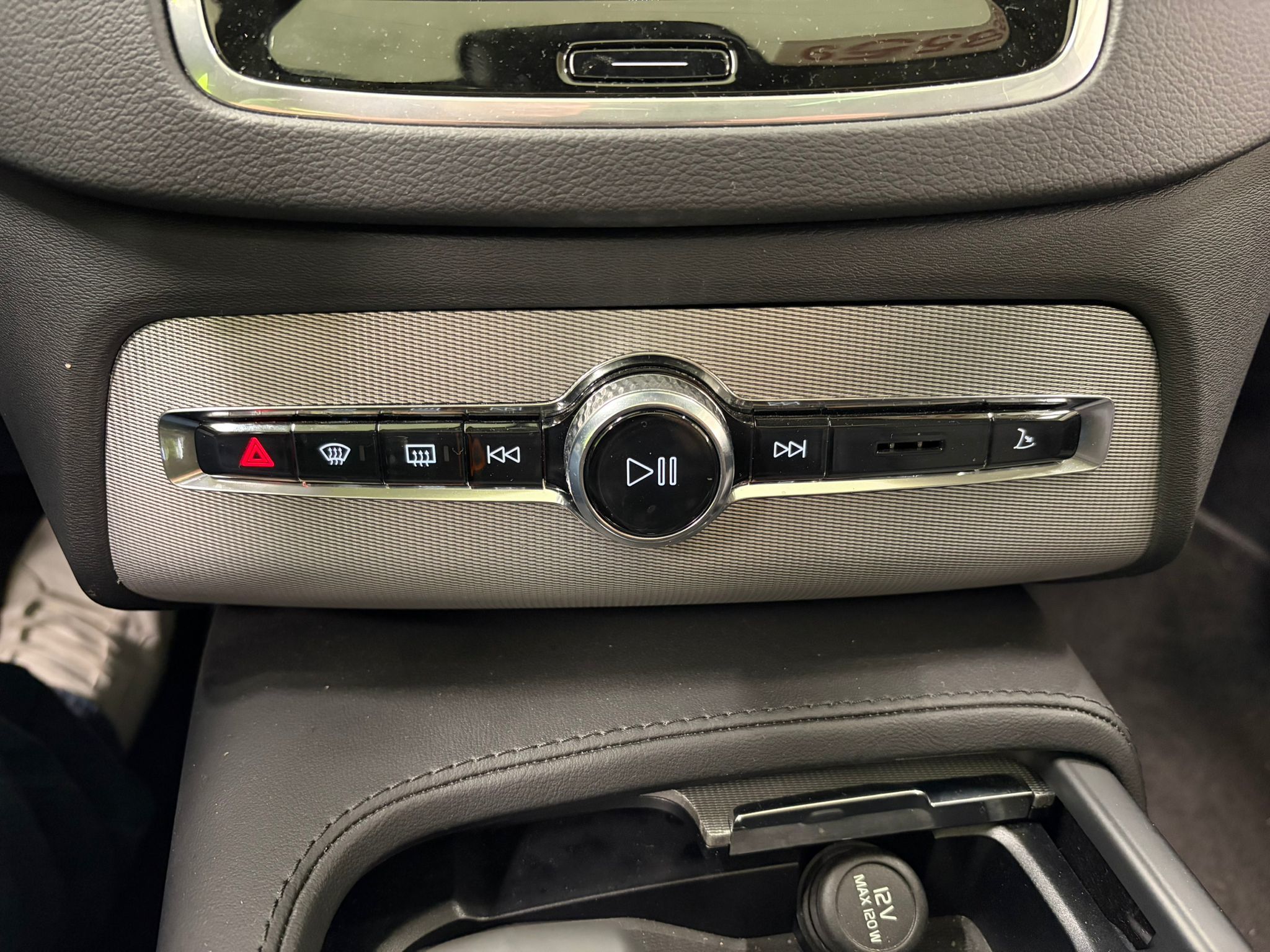 Volvo XC90 2024