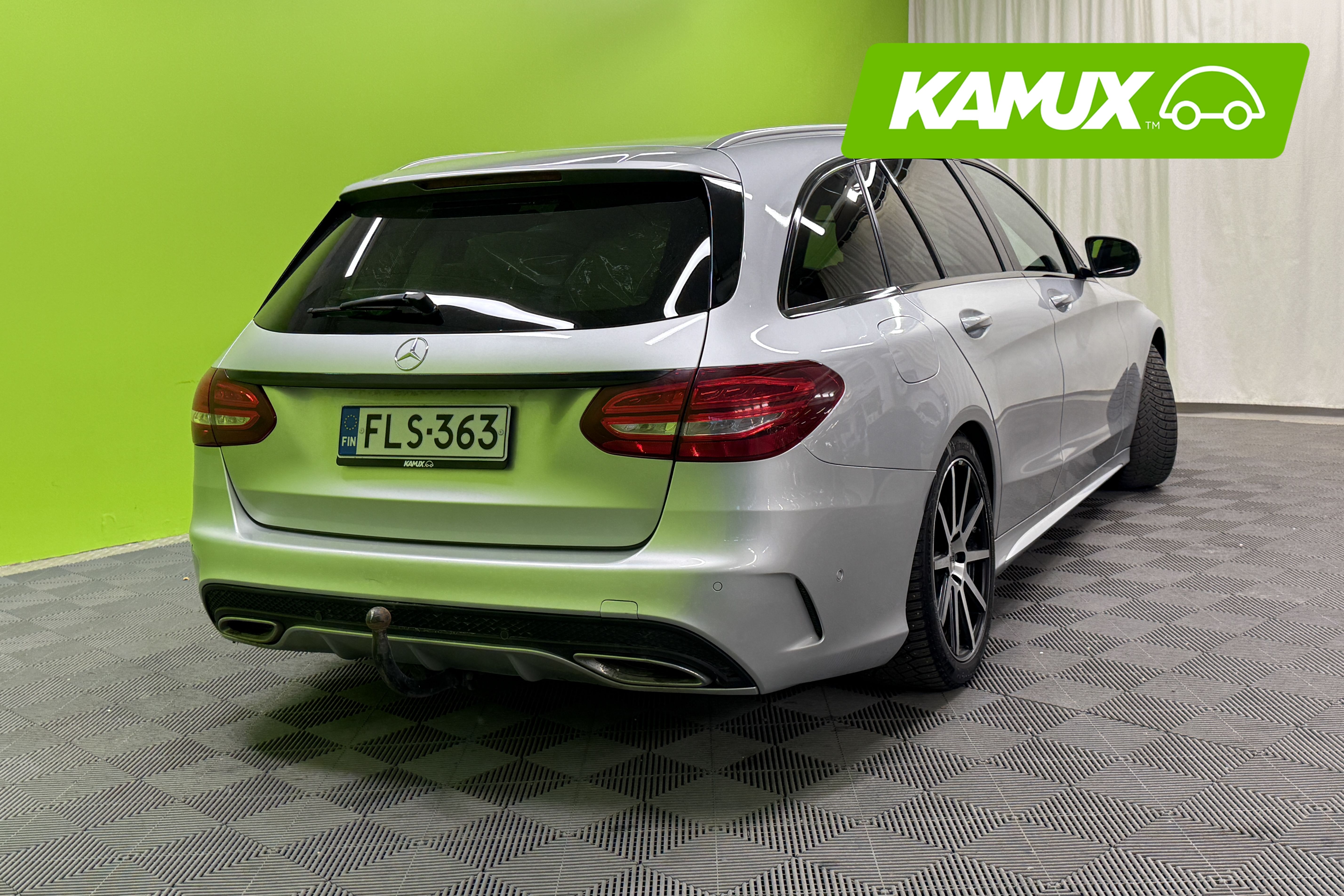 Mercedes-Benz C 2015