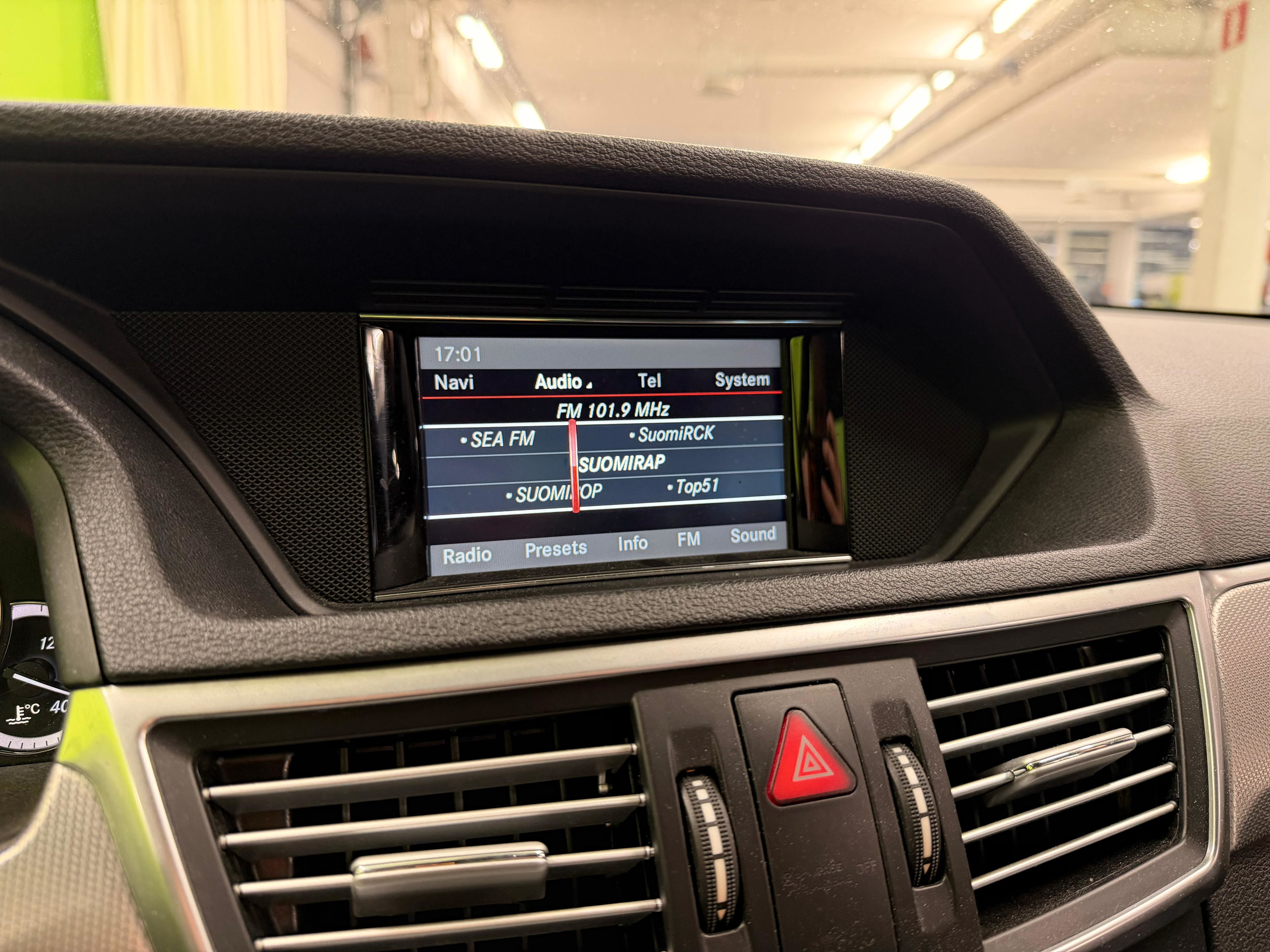 Mercedes-Benz E 2012