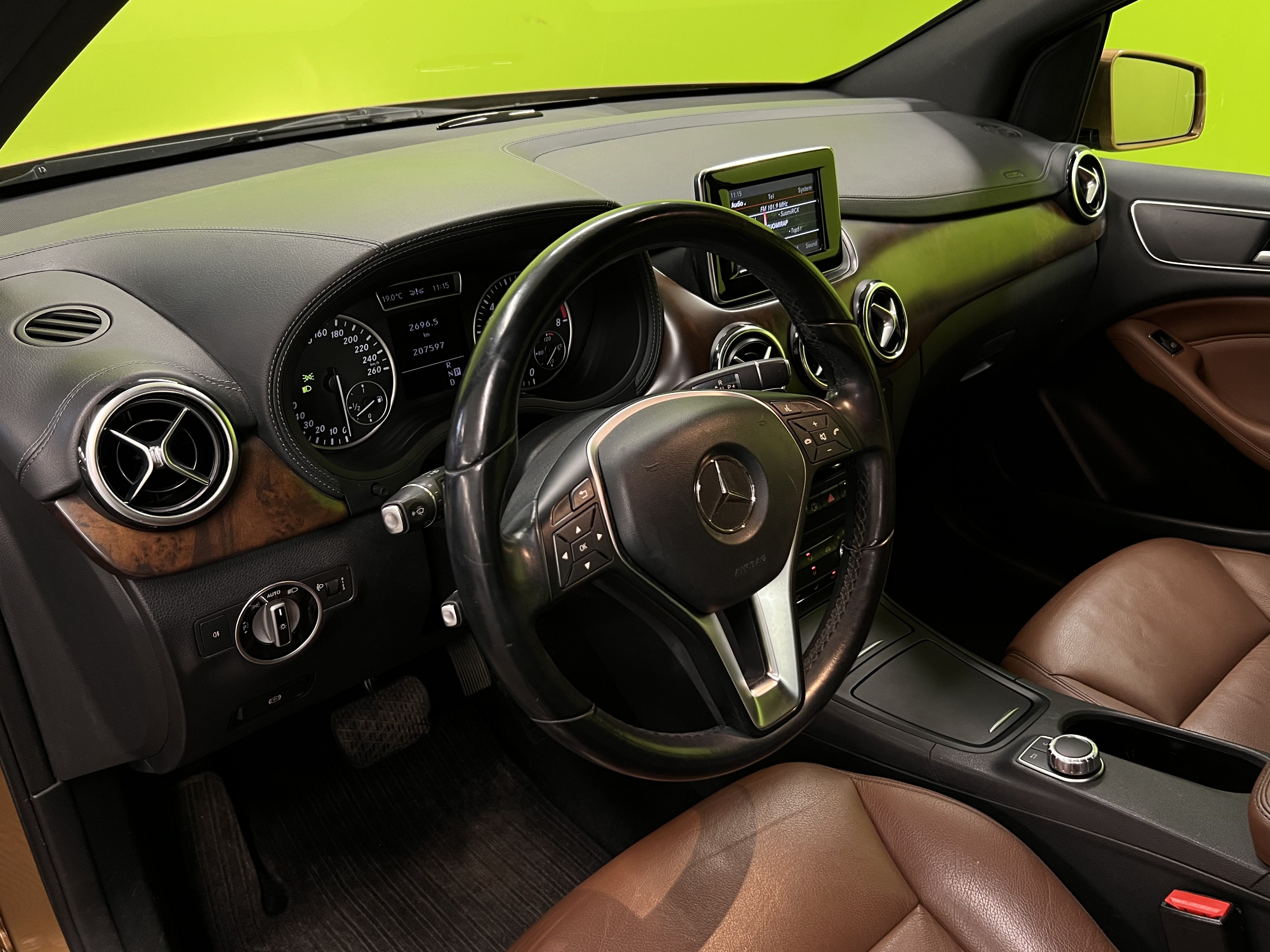 Mercedes-Benz B 2013