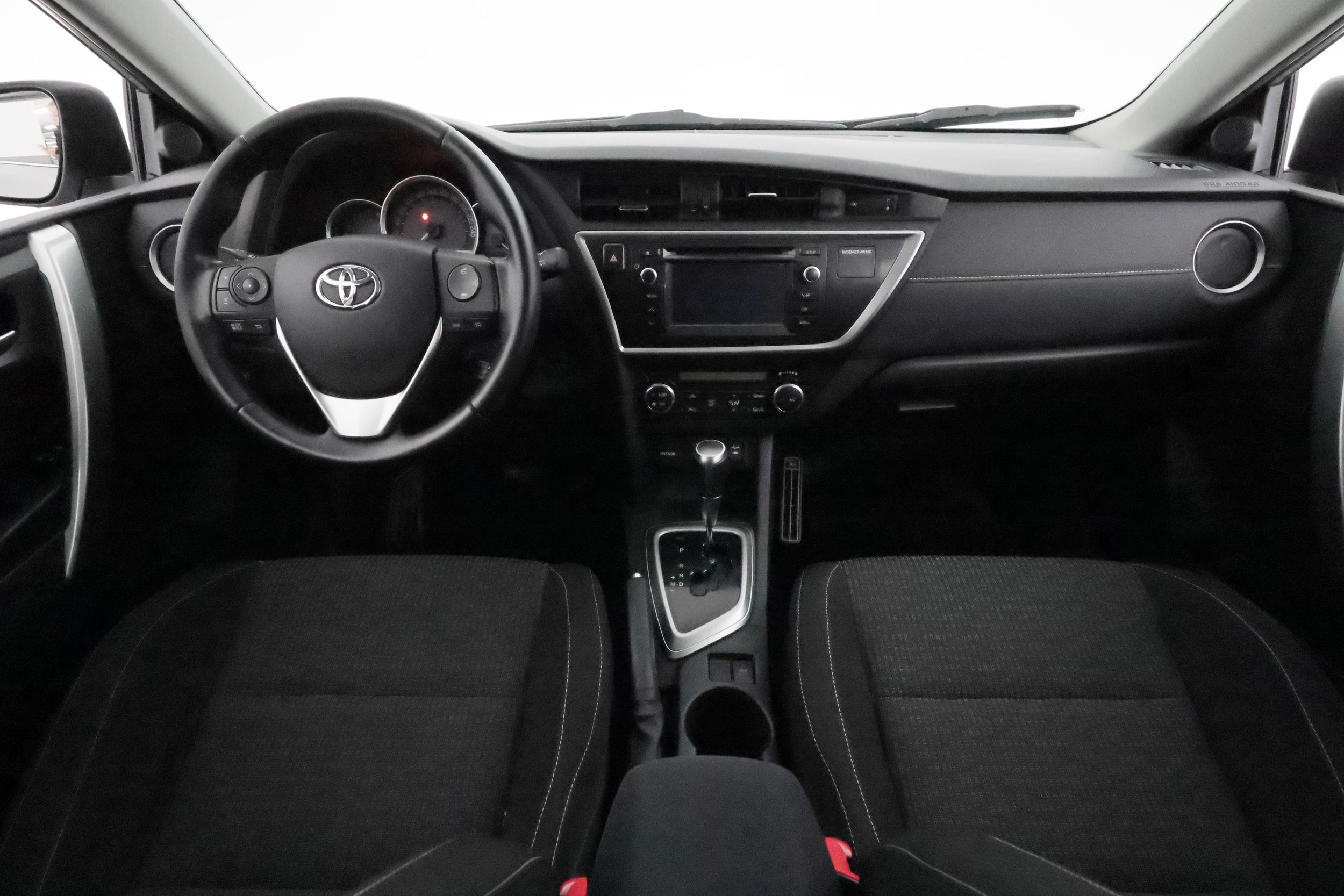 Toyota Auris 2015