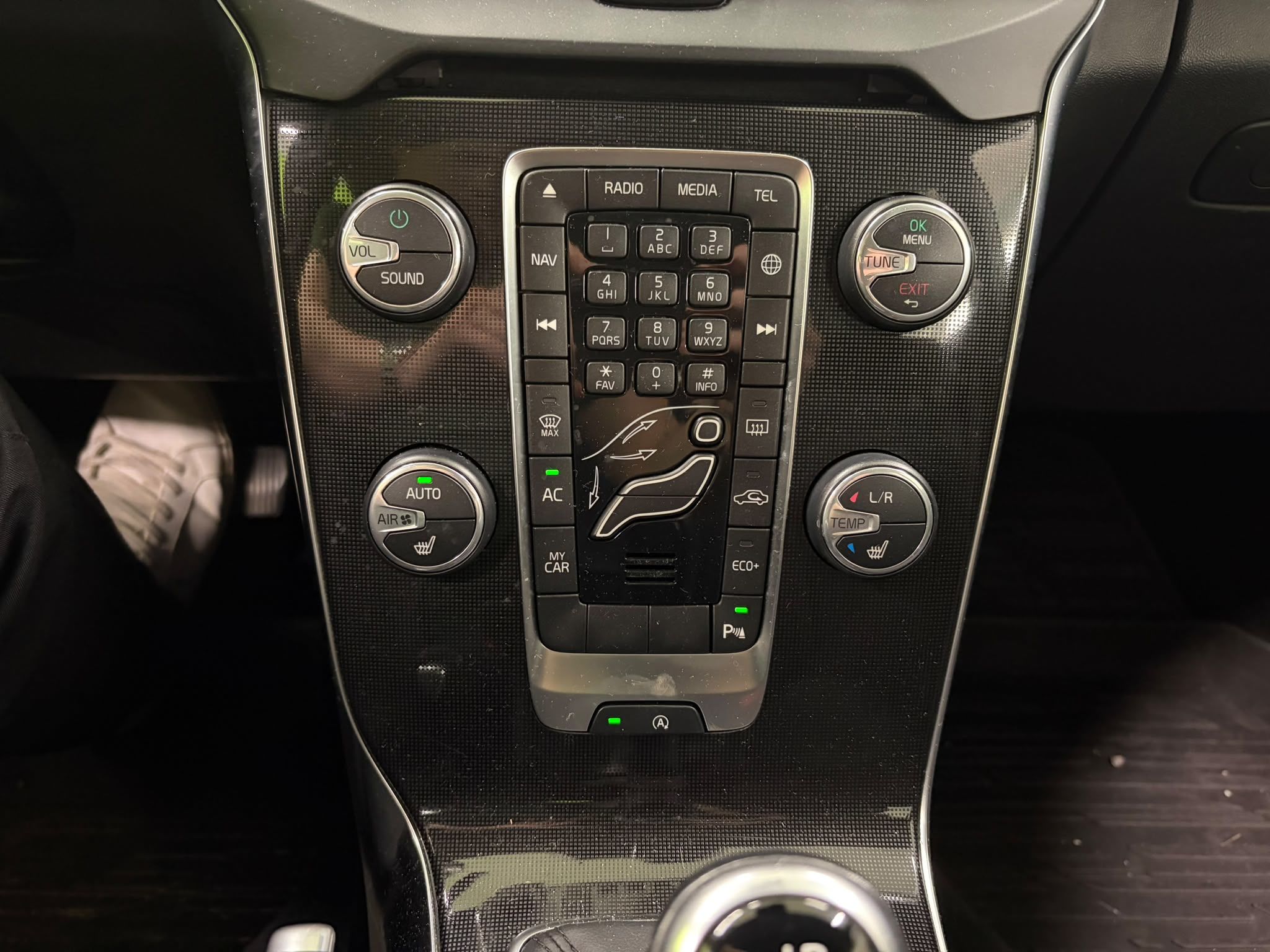 Volvo V40 2018