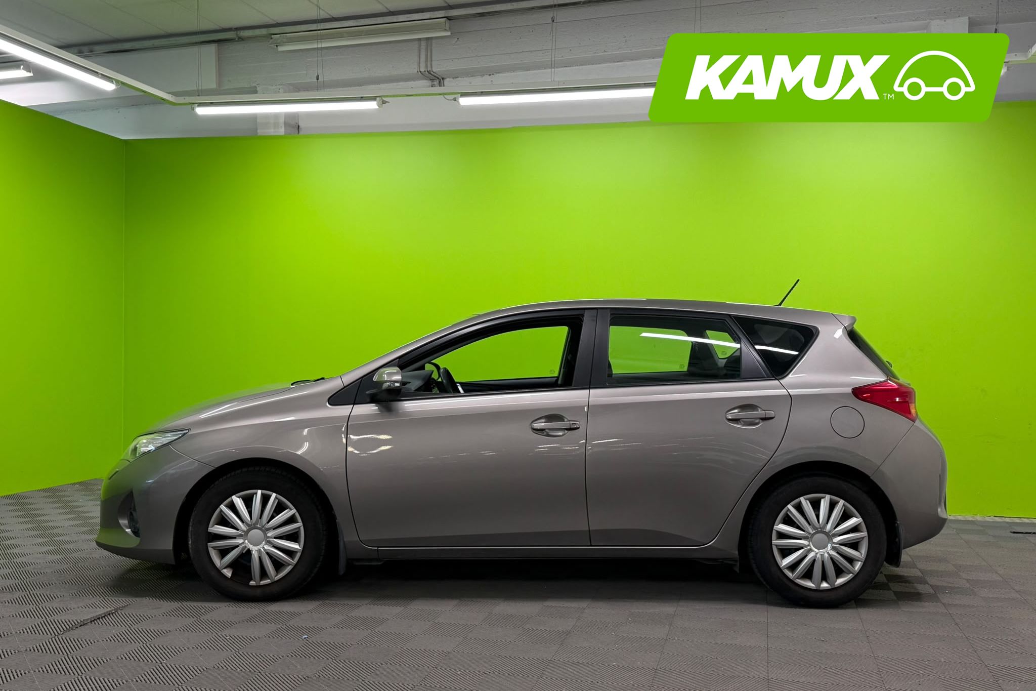 Toyota Auris 2013