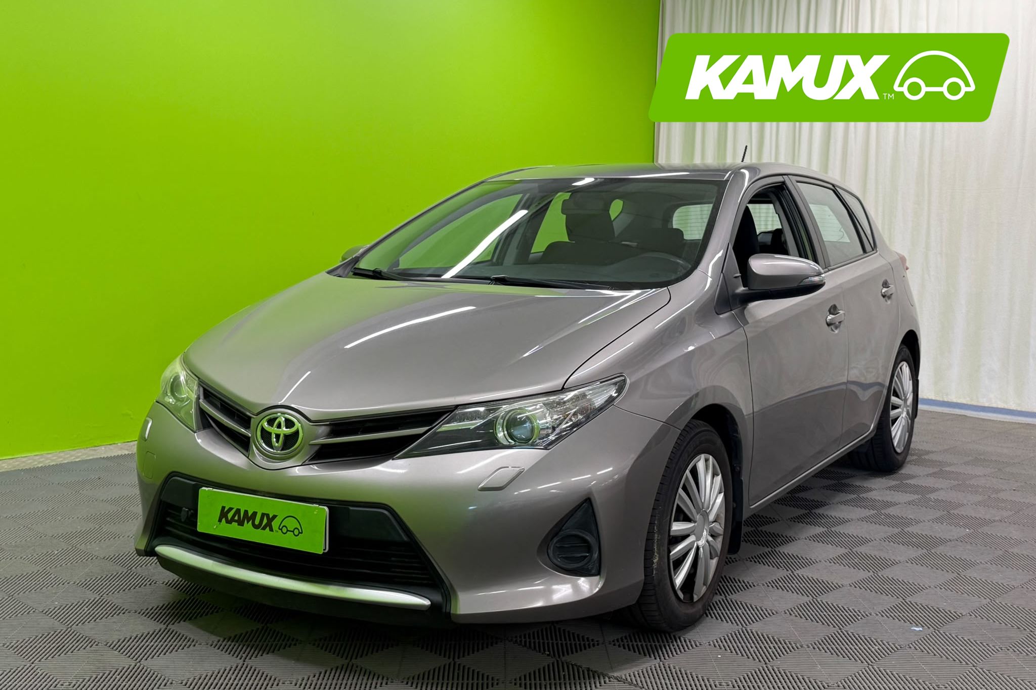 Toyota Auris 2013