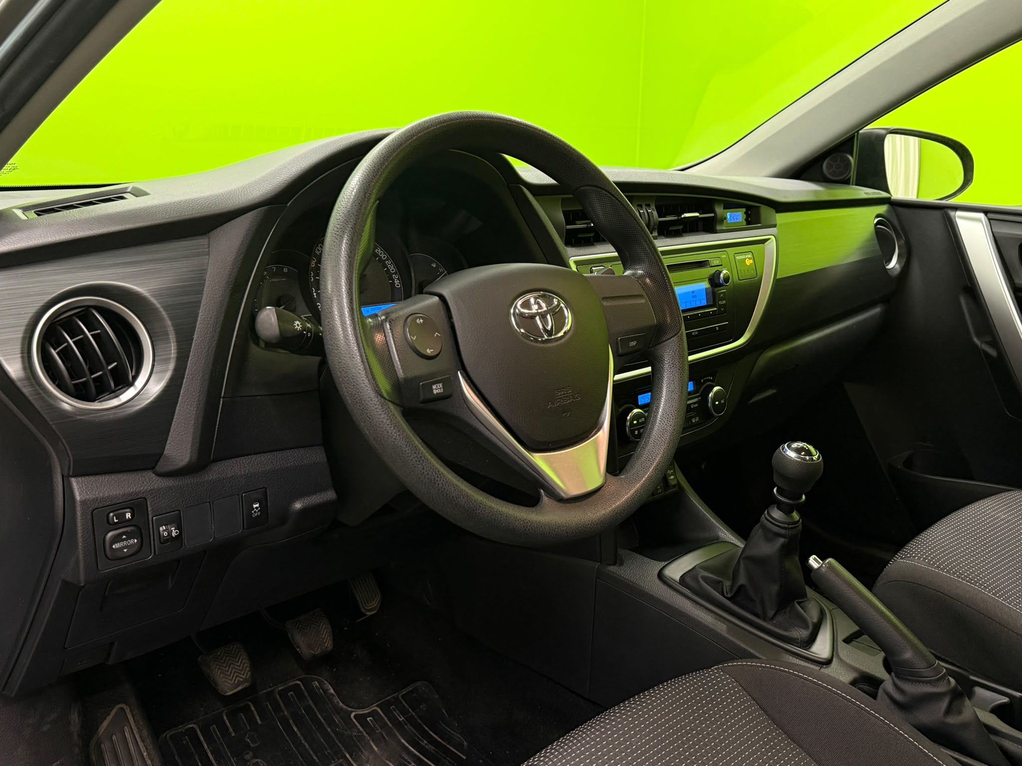 Toyota Auris 2013