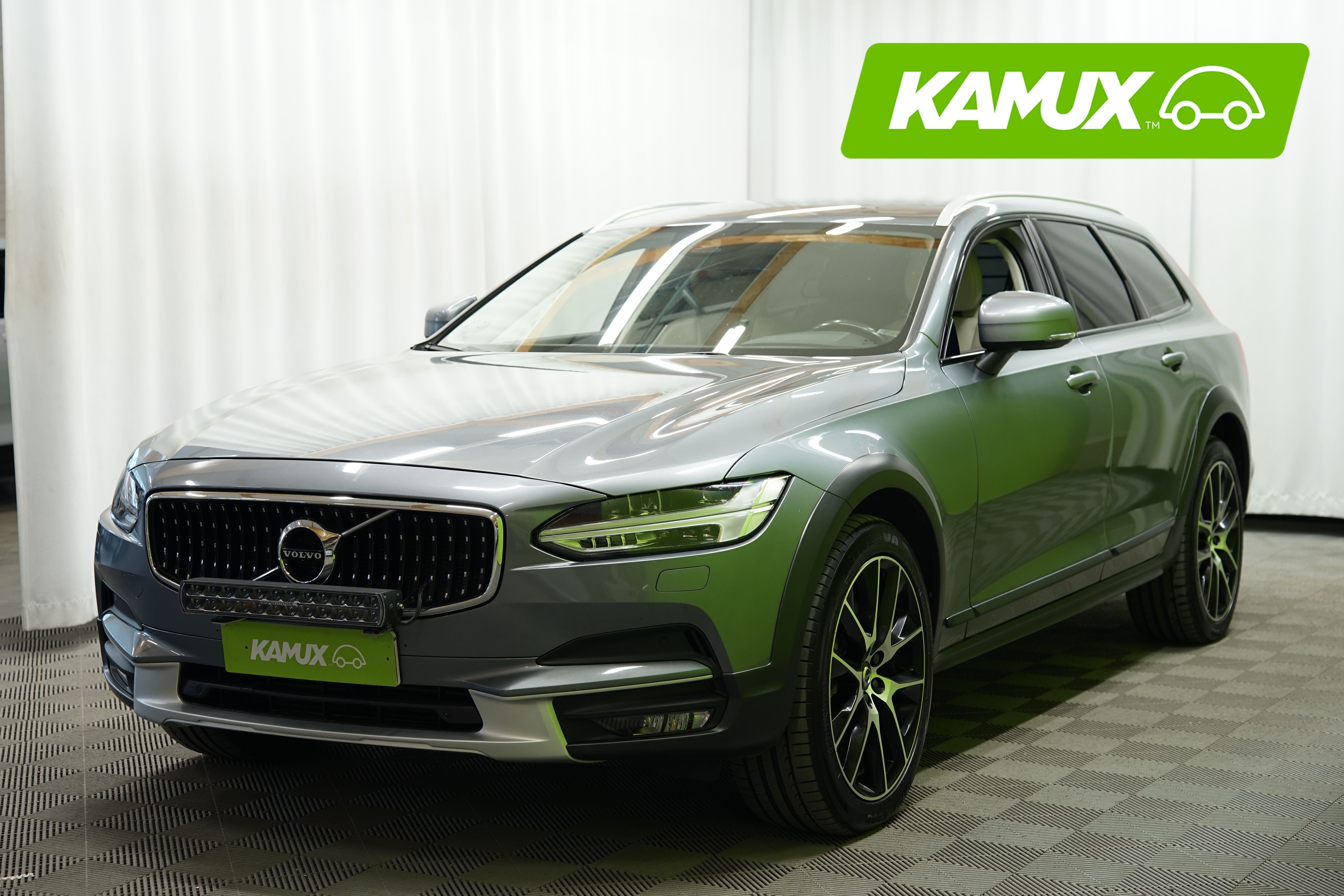 Volvo V90 Cross Country 2018
