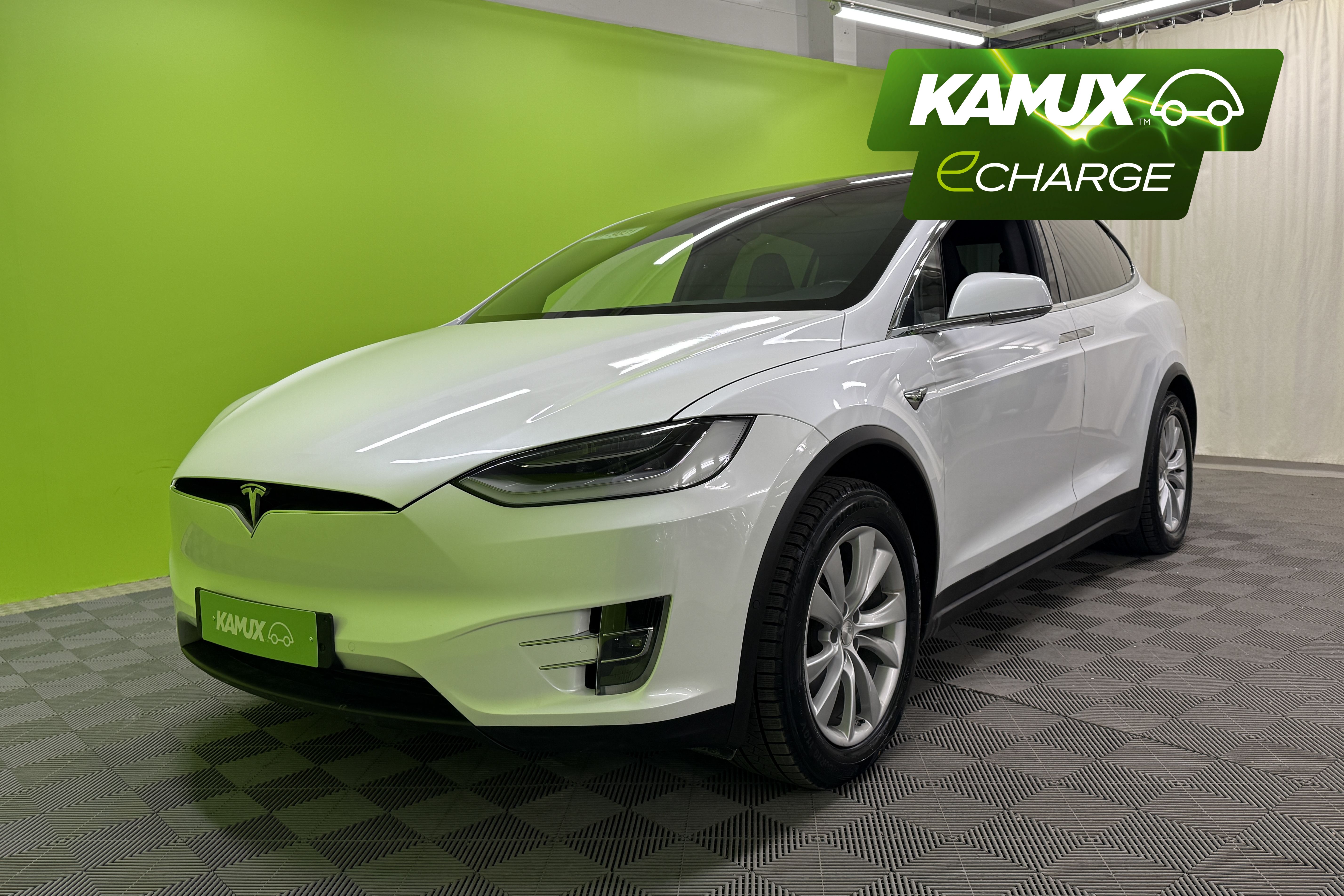 Tesla Model X 2019