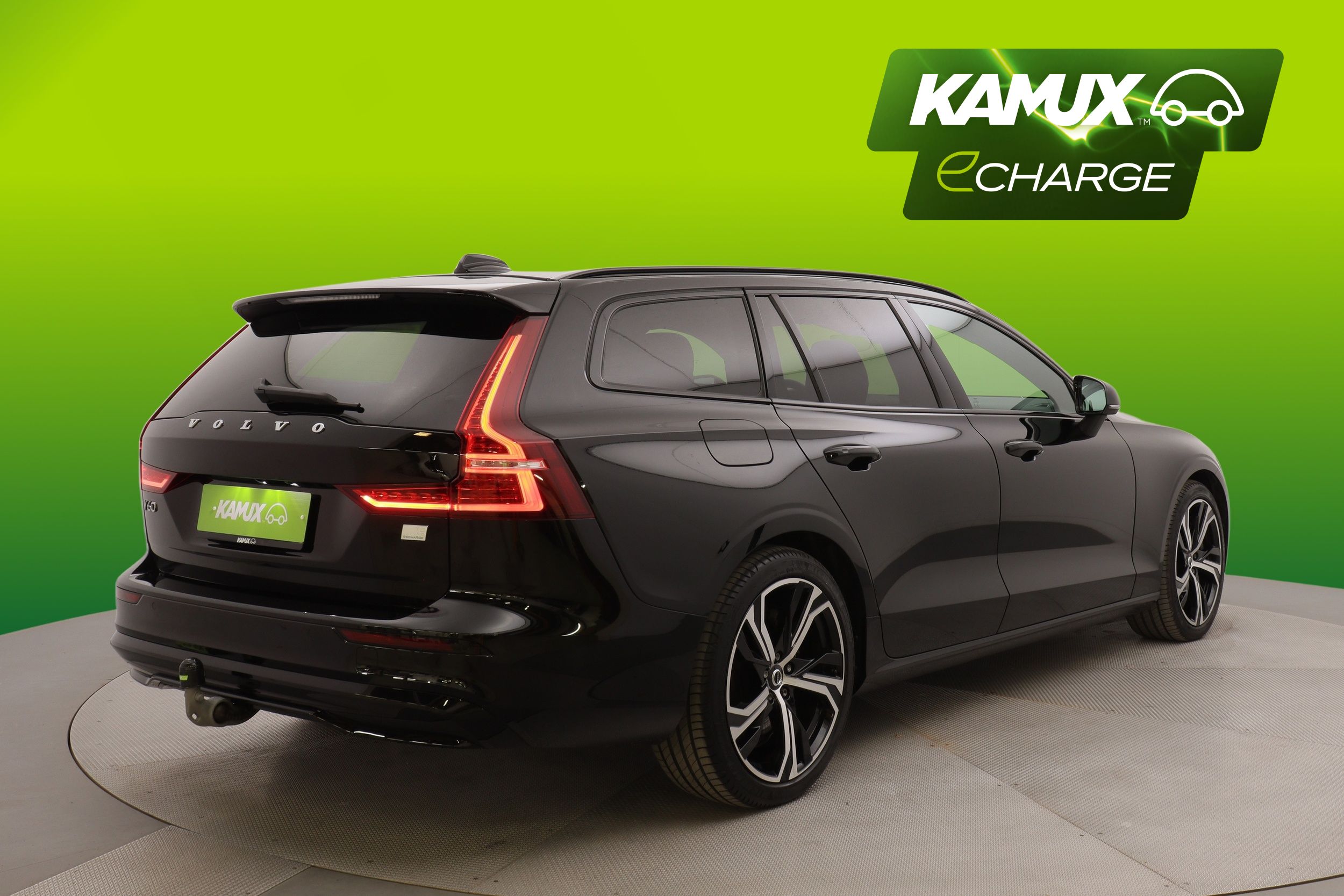Volvo V60 2023