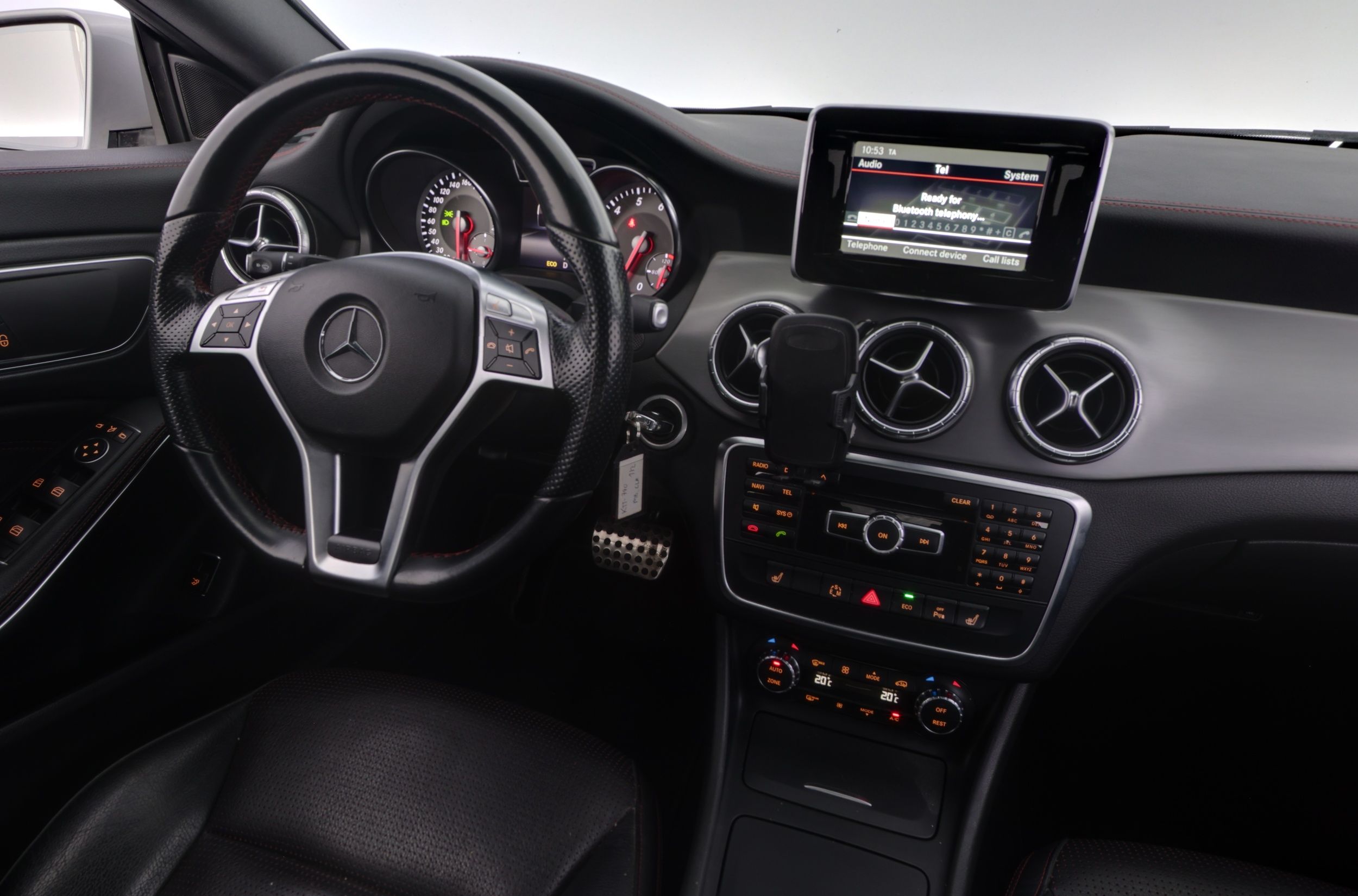 Mercedes-Benz CLA 2015