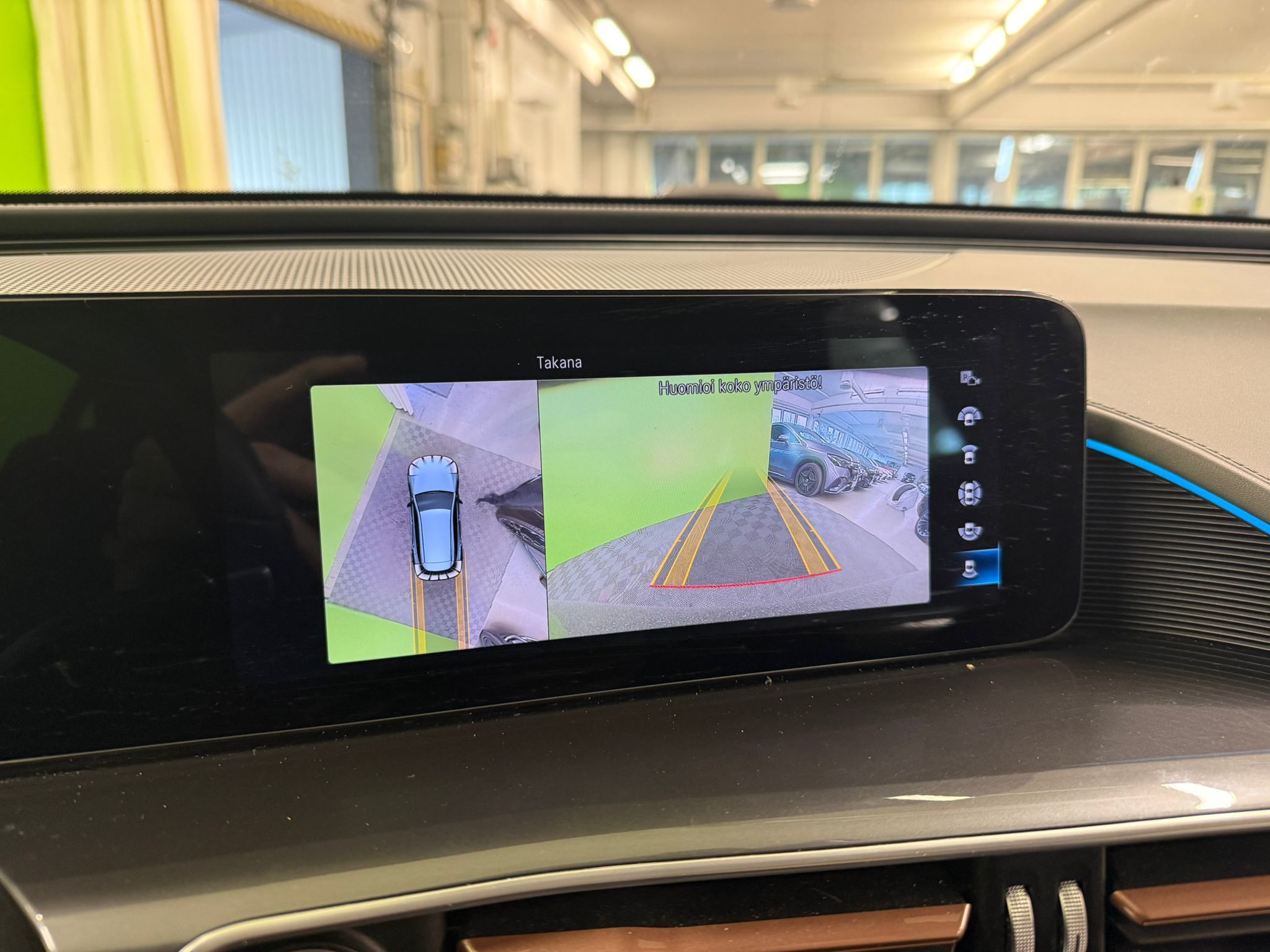 Mercedes-Benz EQC 2021