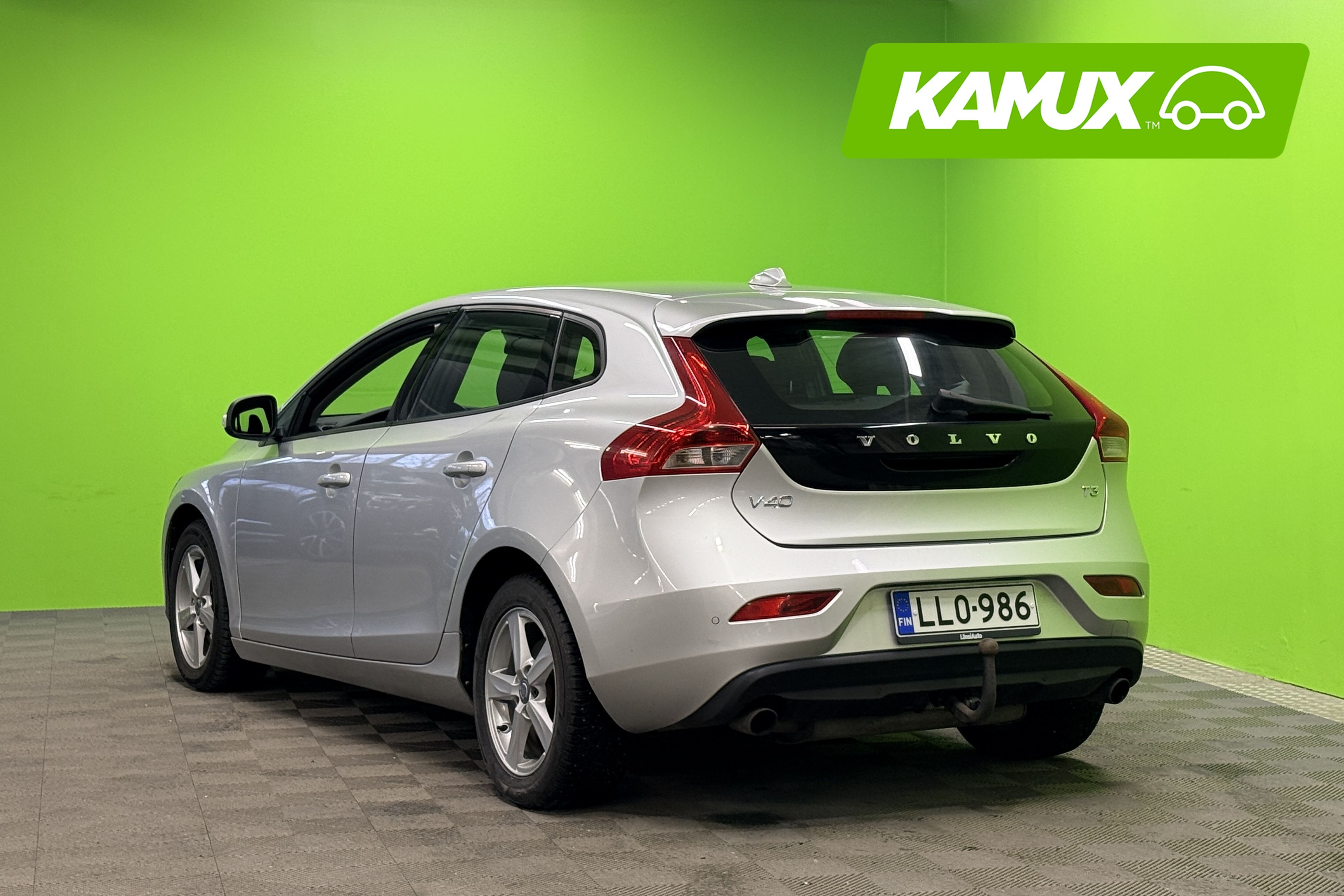 Volvo V40 2013