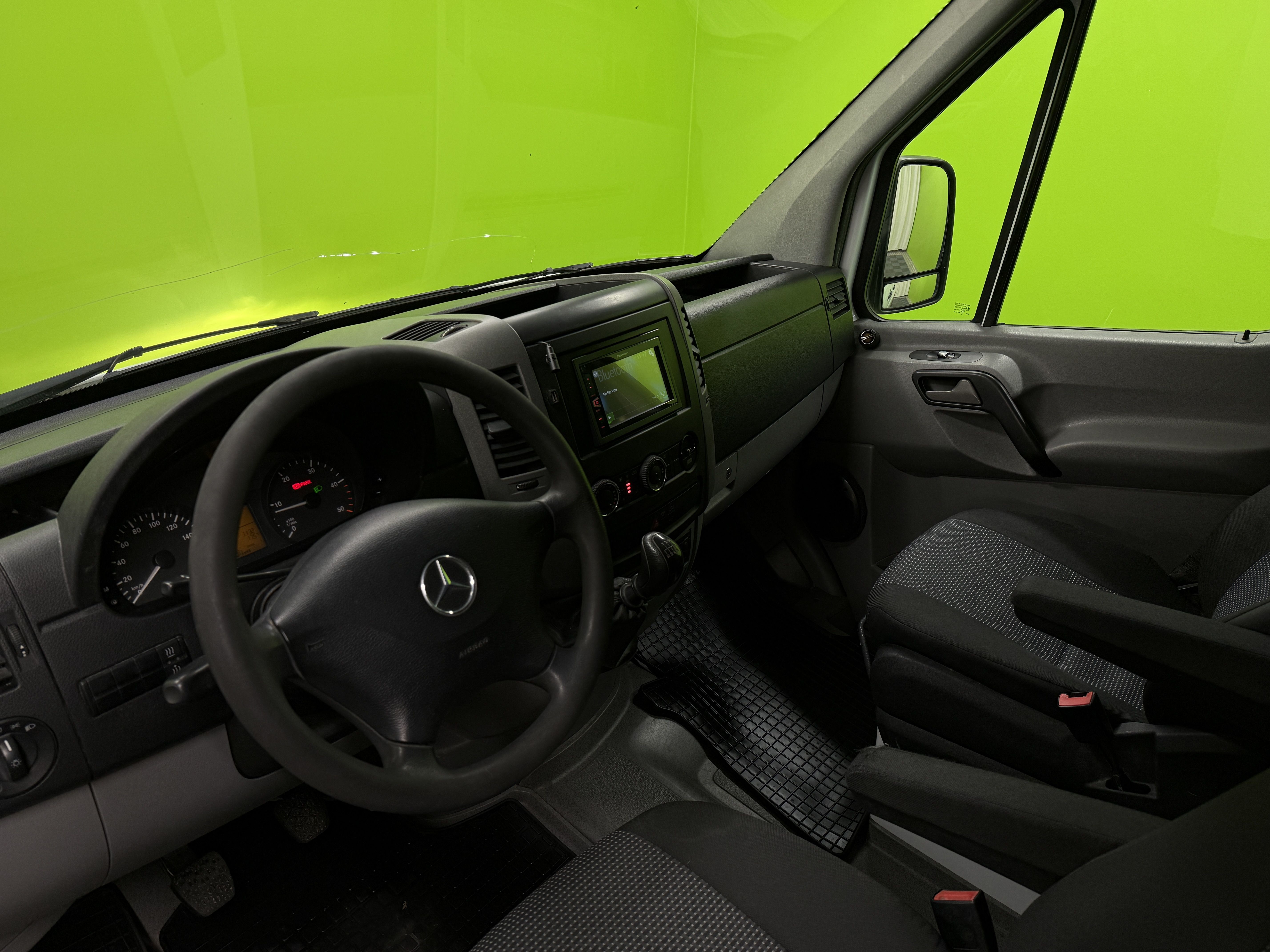 Mercedes-Benz Sprinter 2011