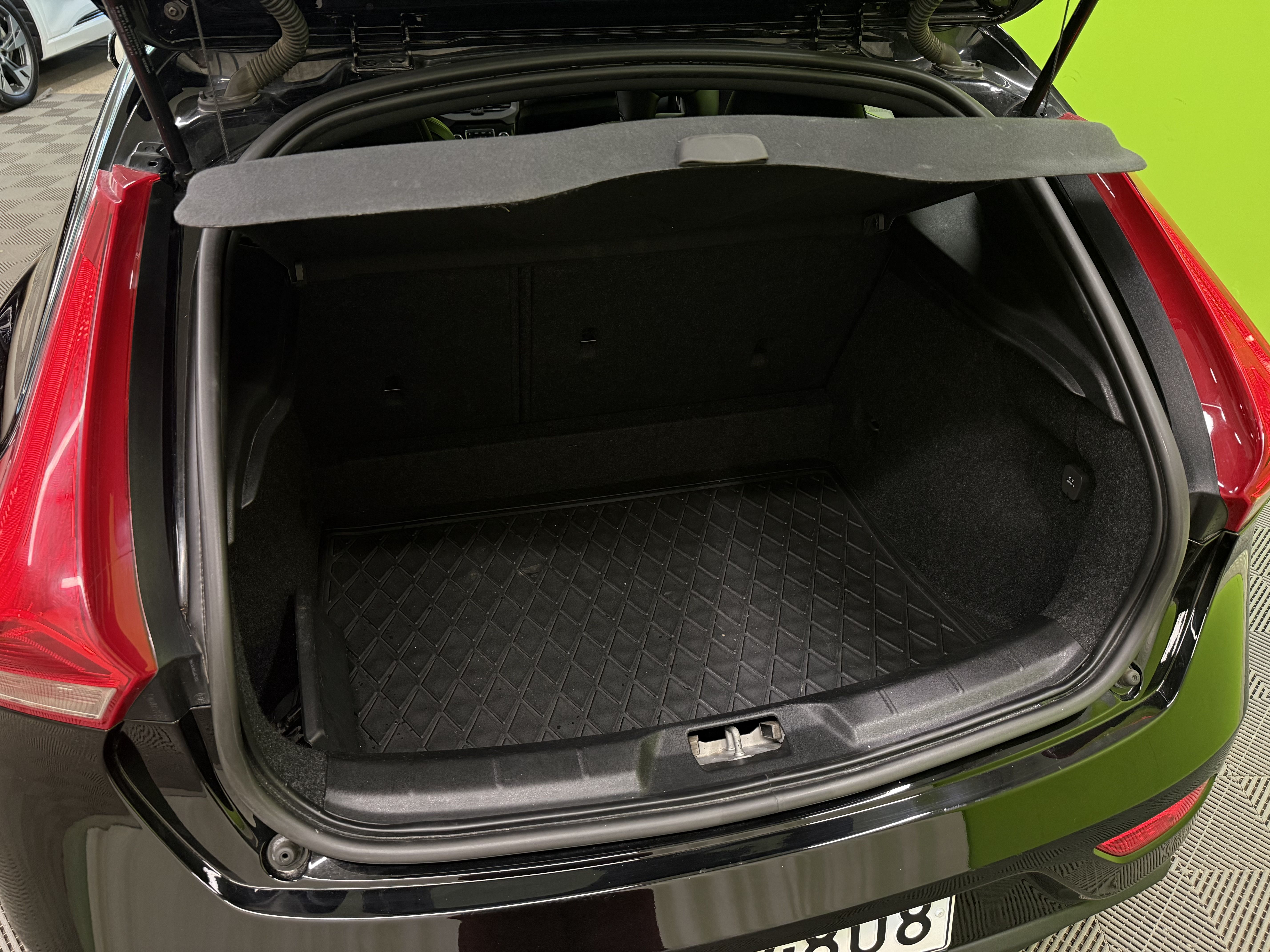 Volvo V40 2019
