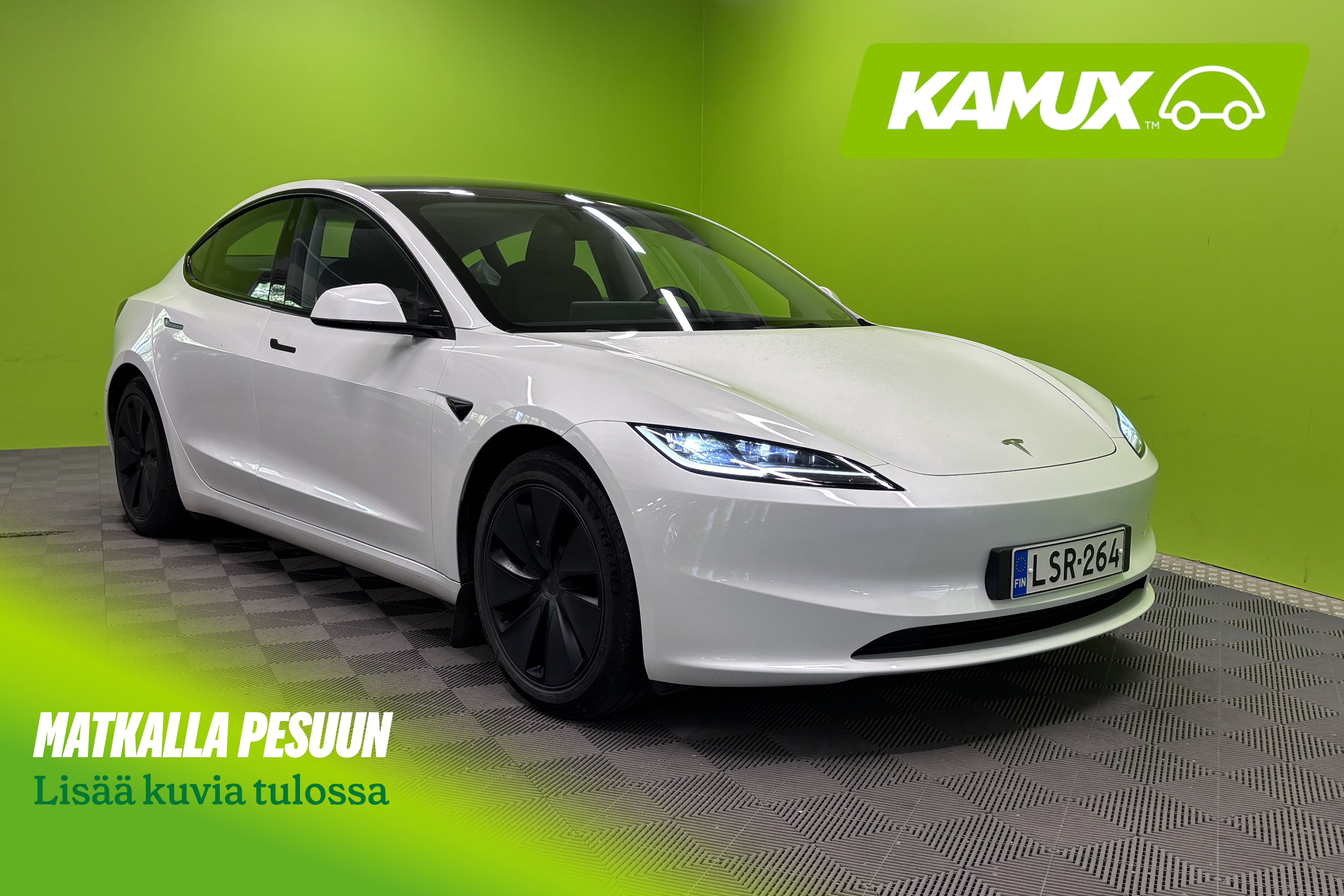 Tesla Model 3 2024