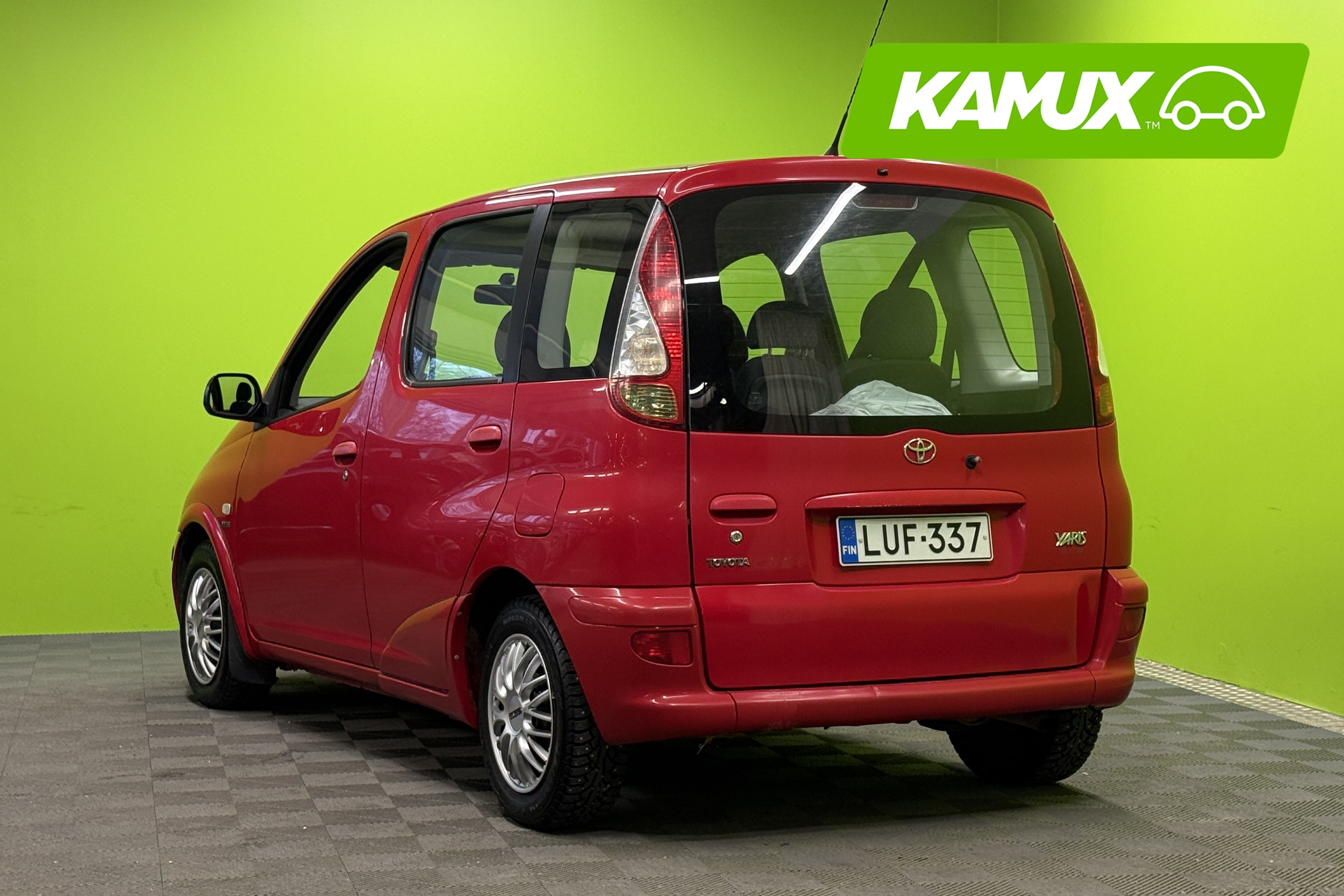 Toyota Yaris Verso 2003