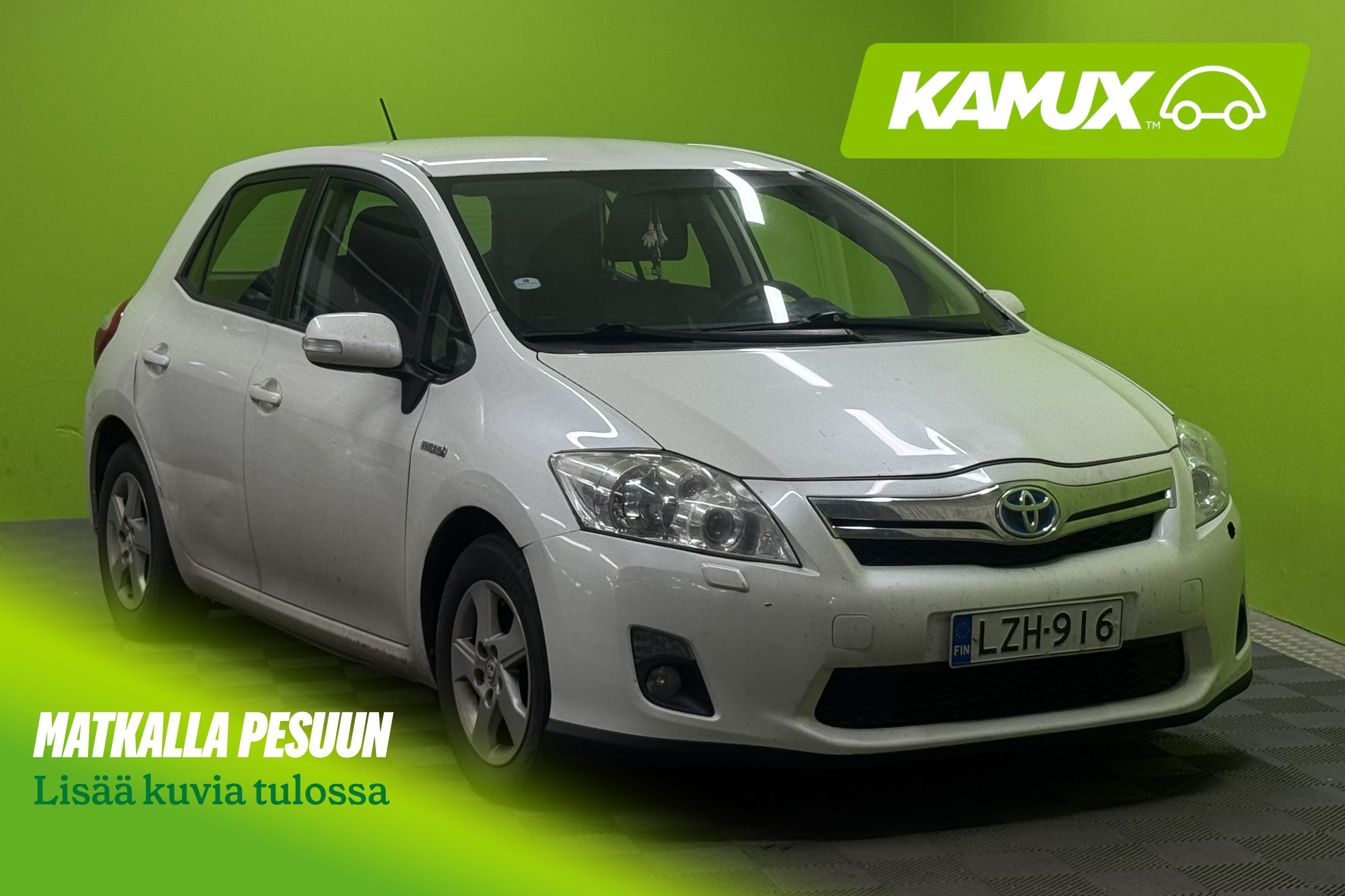 Toyota Auris 2011