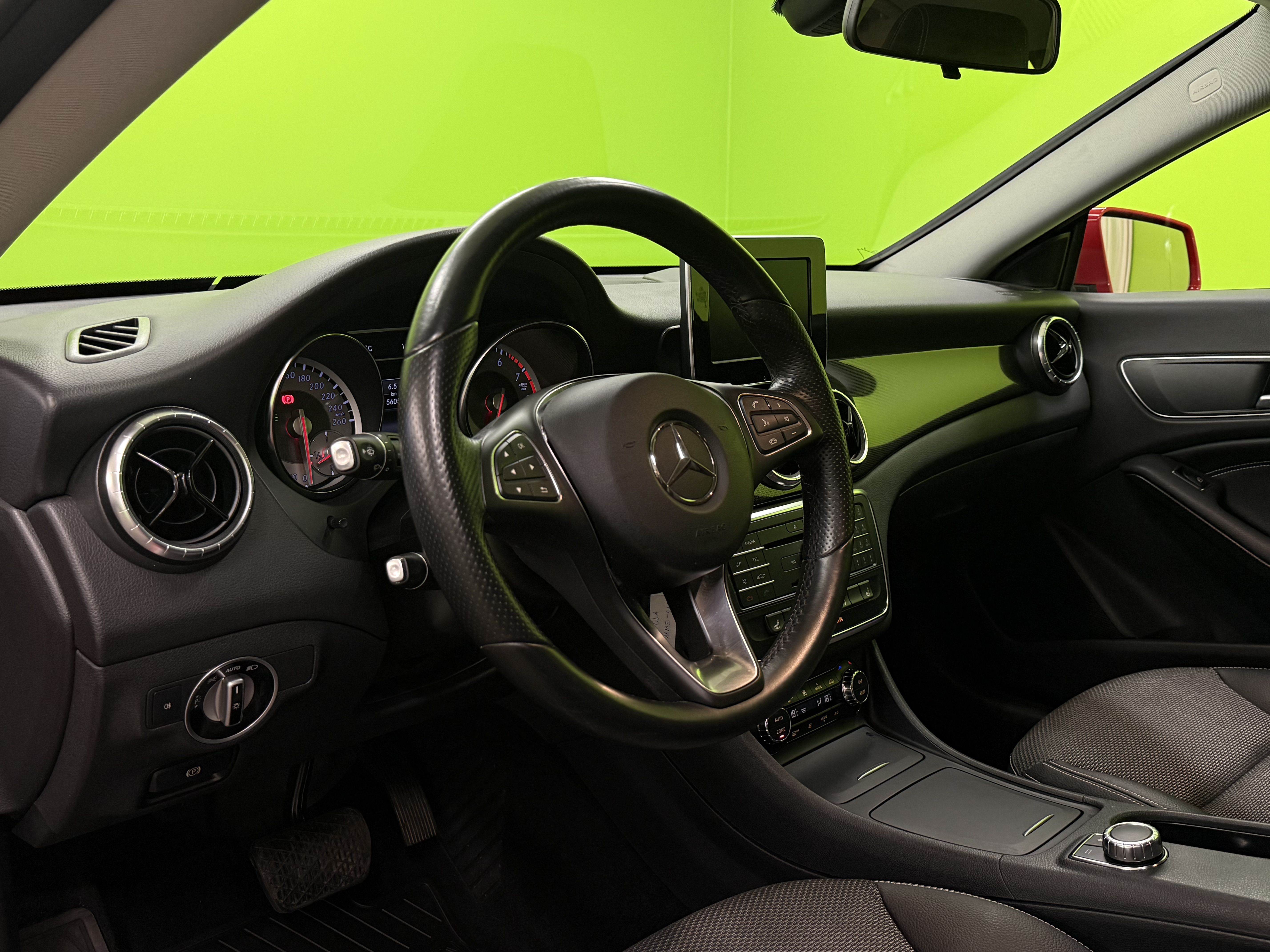 Mercedes-Benz CLA 2015