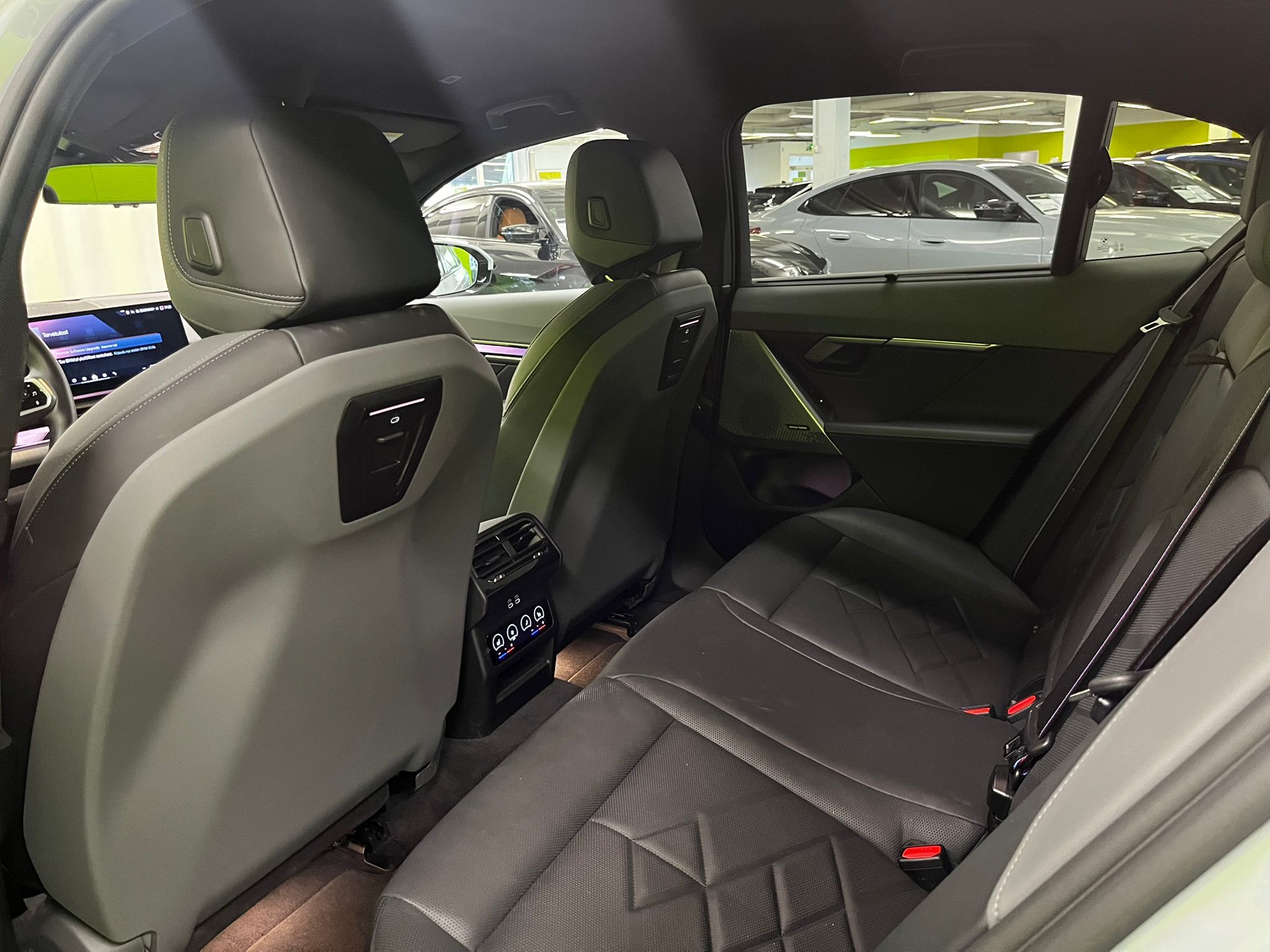 BMW i5 2025