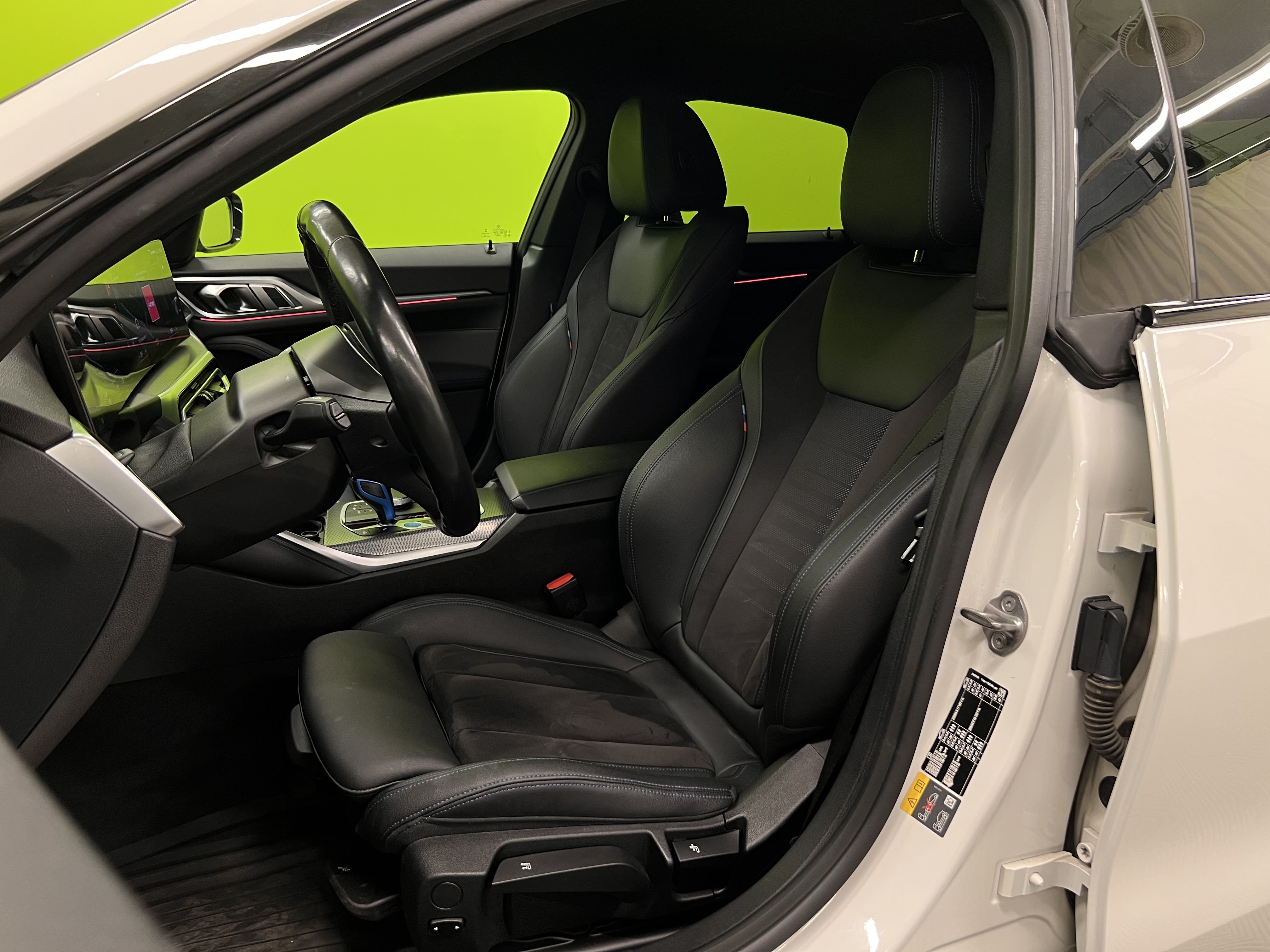 BMW i4 2023