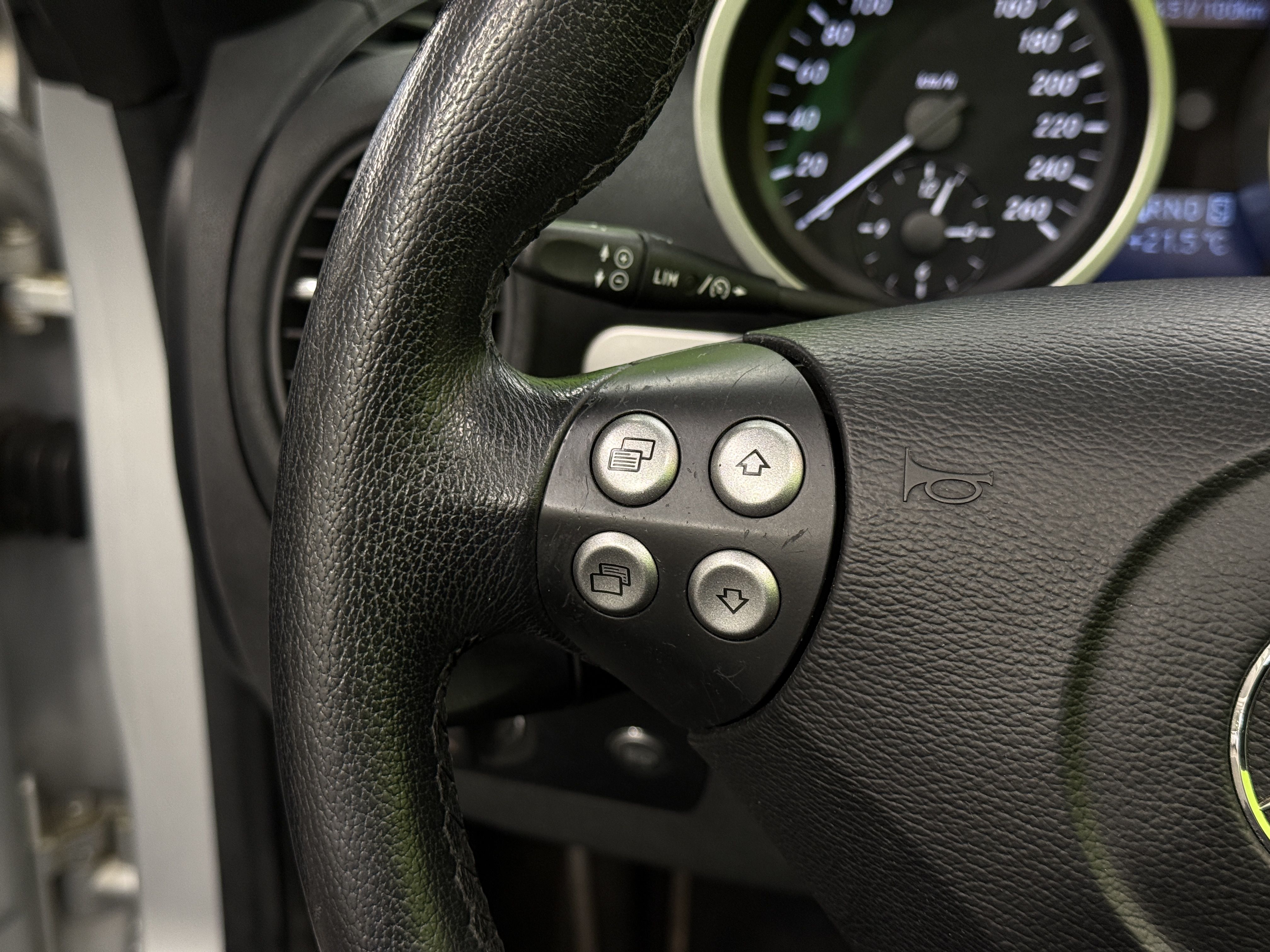 Mercedes-Benz SLK 2006